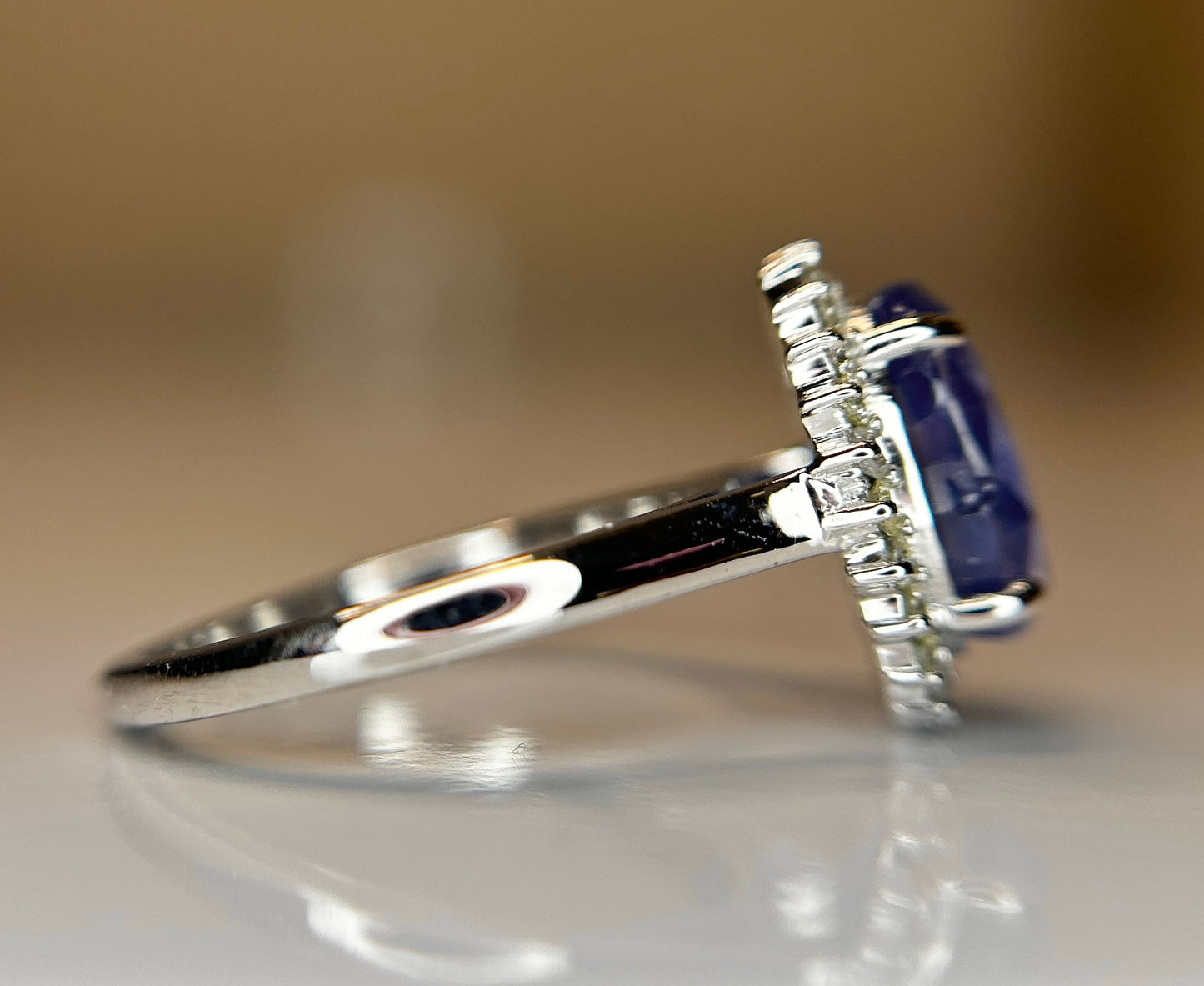 Unheated Untreated 3.87 CT Natural Ceylon Purple Sapphire Diamonds & 18k Gold