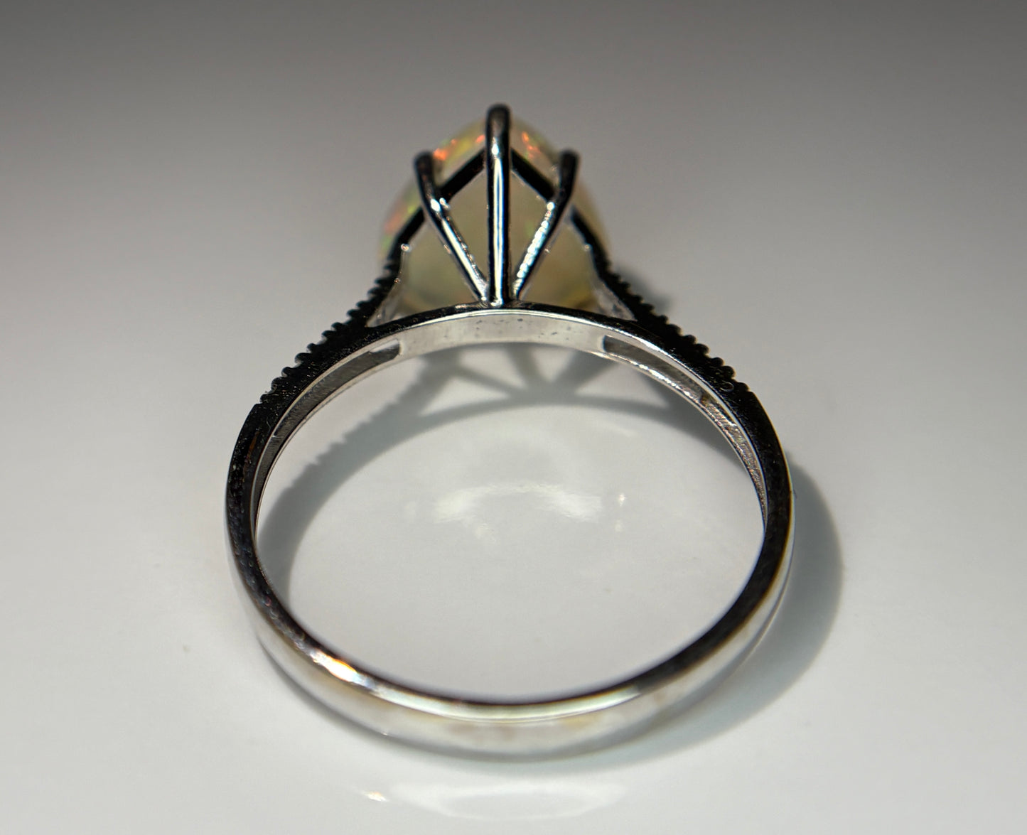 Beautiful Natural Fire Opal 2.16 CT Ring With Natural Diamond and 18k Gold
