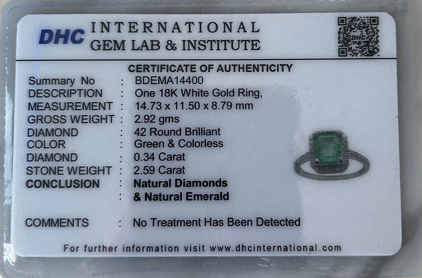Beautiful 2.59ct Natural Columbian Emerald With Natural Diamonds & 18k Gold