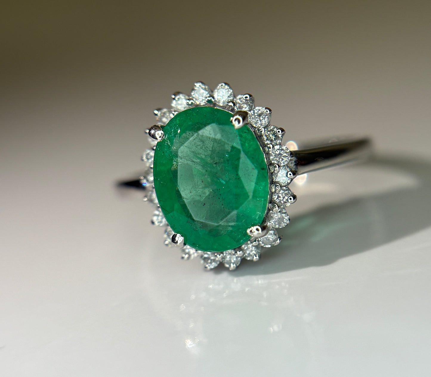 Beautiful 2.30 CT Natural Emerald Ring With Natural Diamonds & Platinum 950