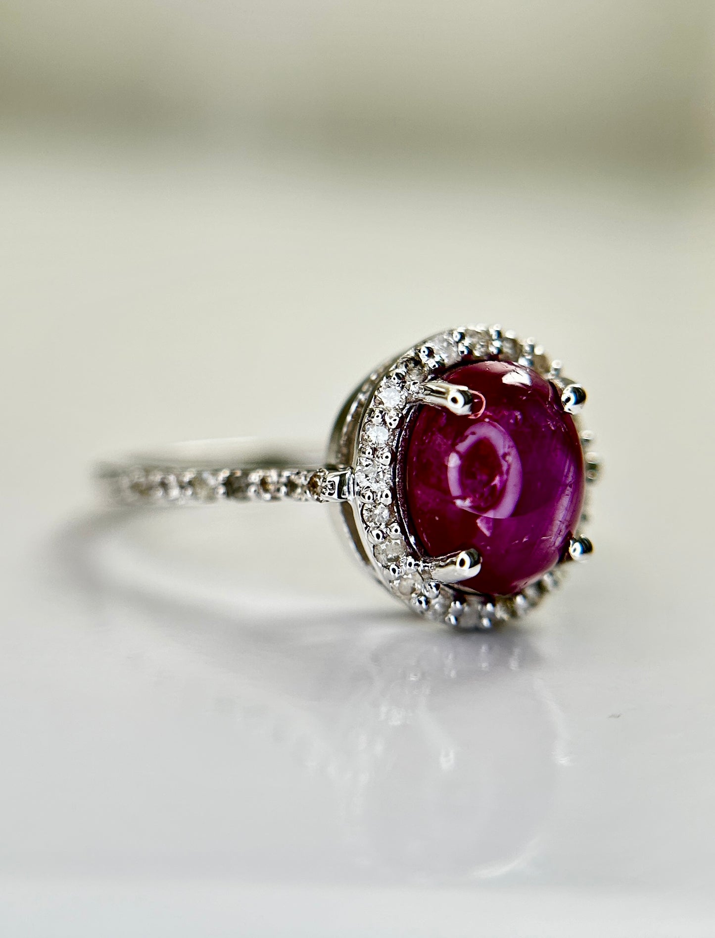 Natural Star Ruby Ring 2.71ct With Natural Diamonds & 18k Gold