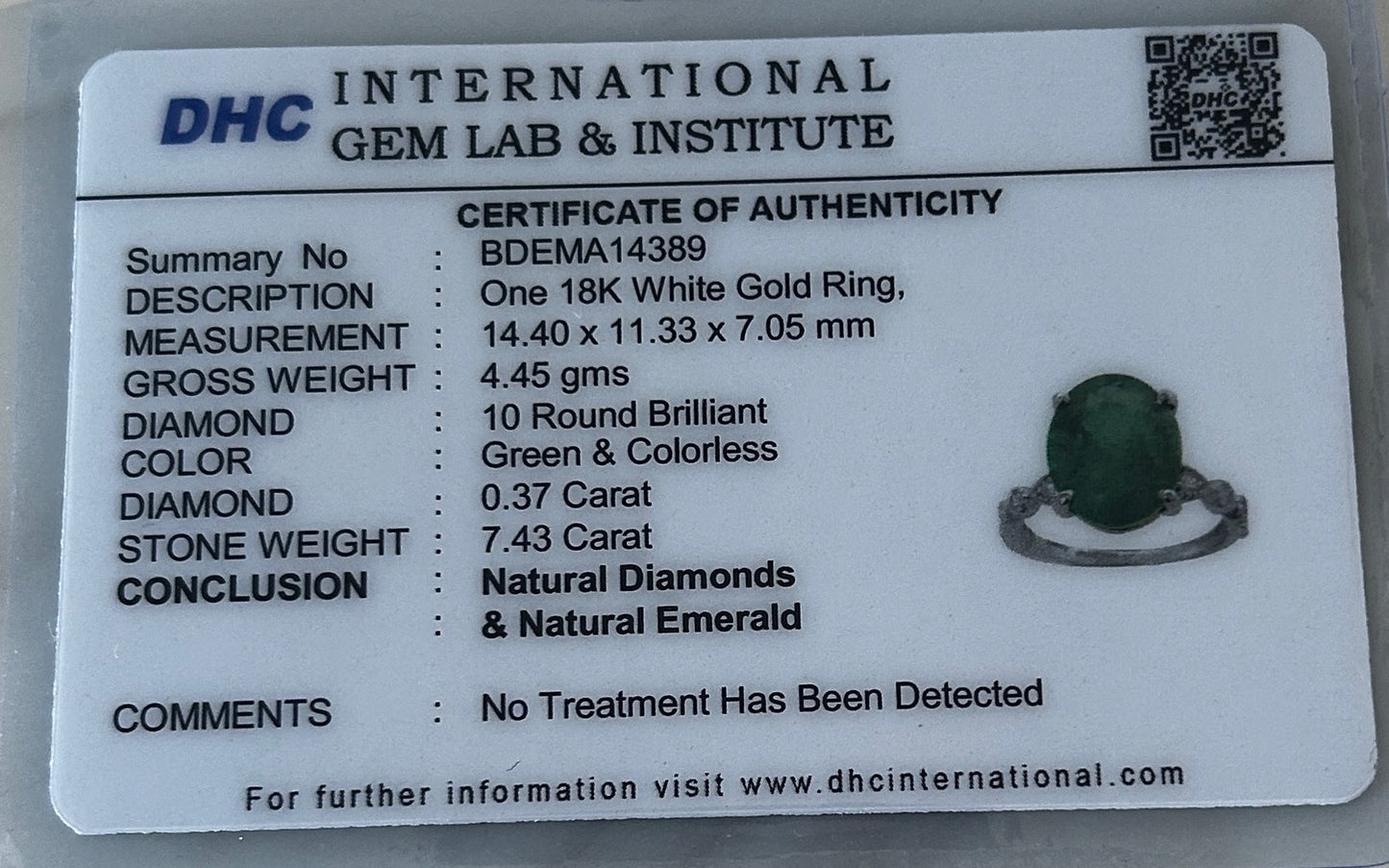 Beautiful 7.43ct Natural Emerald With Natural Diamonds & 18k Gold