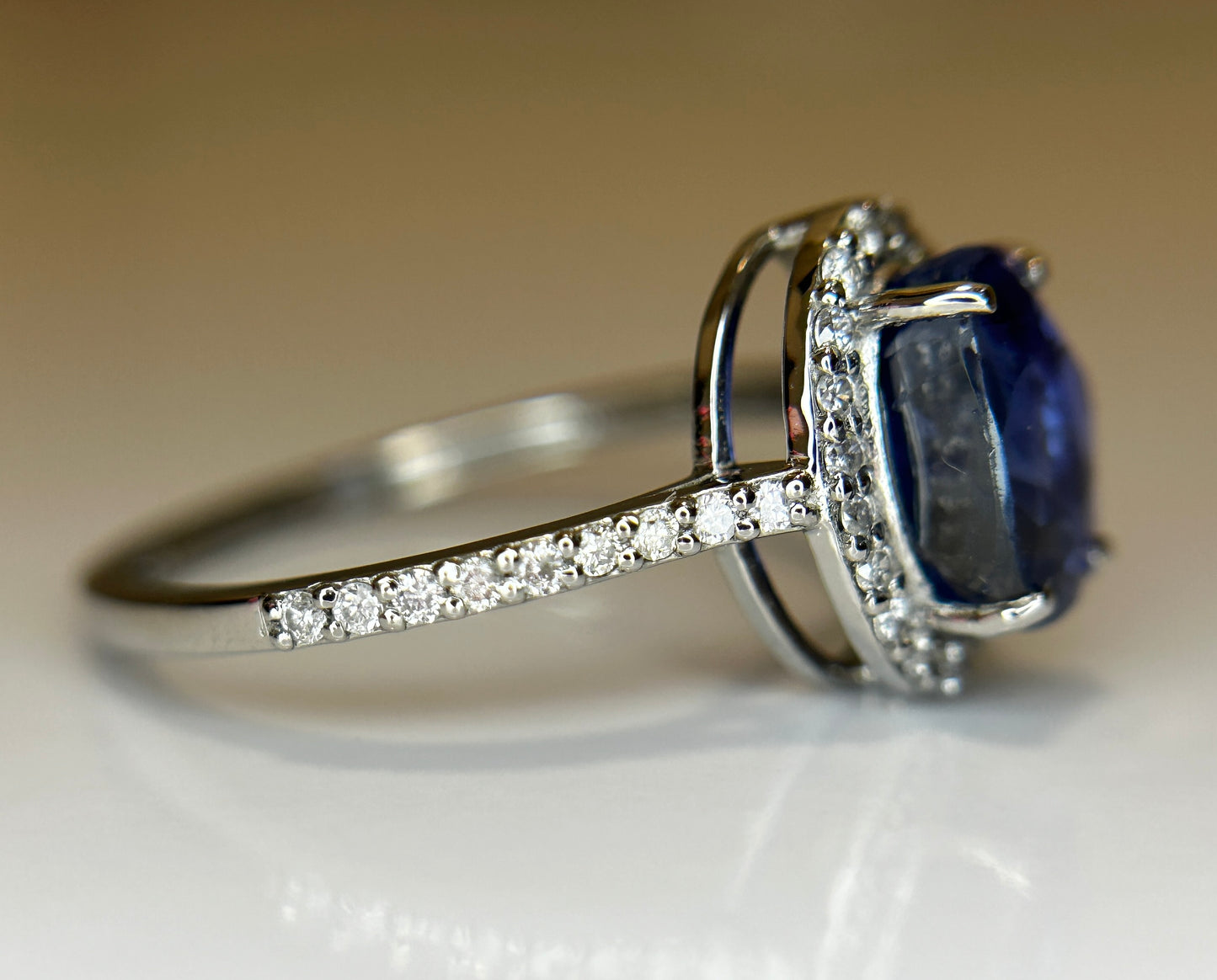 Beautiful 2.24 CT Unheated Burma Blue Sapphire Diamonds & 950 Platinum