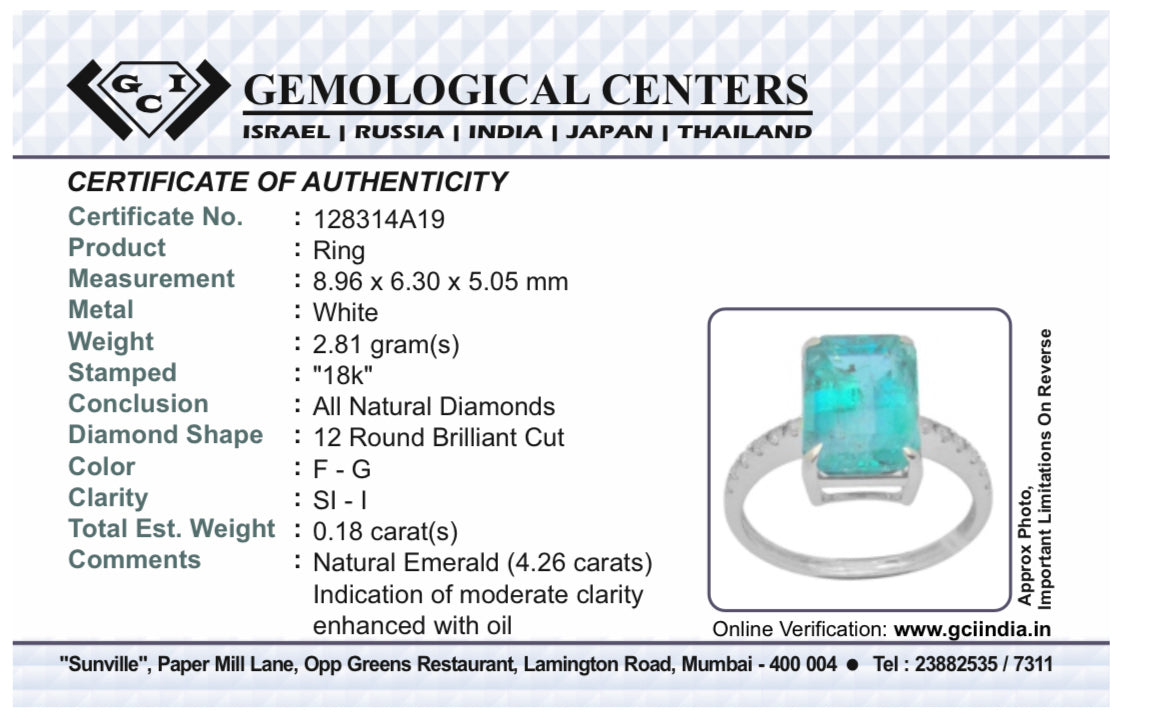 Beautiful Natural Emerald 4.26 CT With Natural Diamonds & 18k Gold