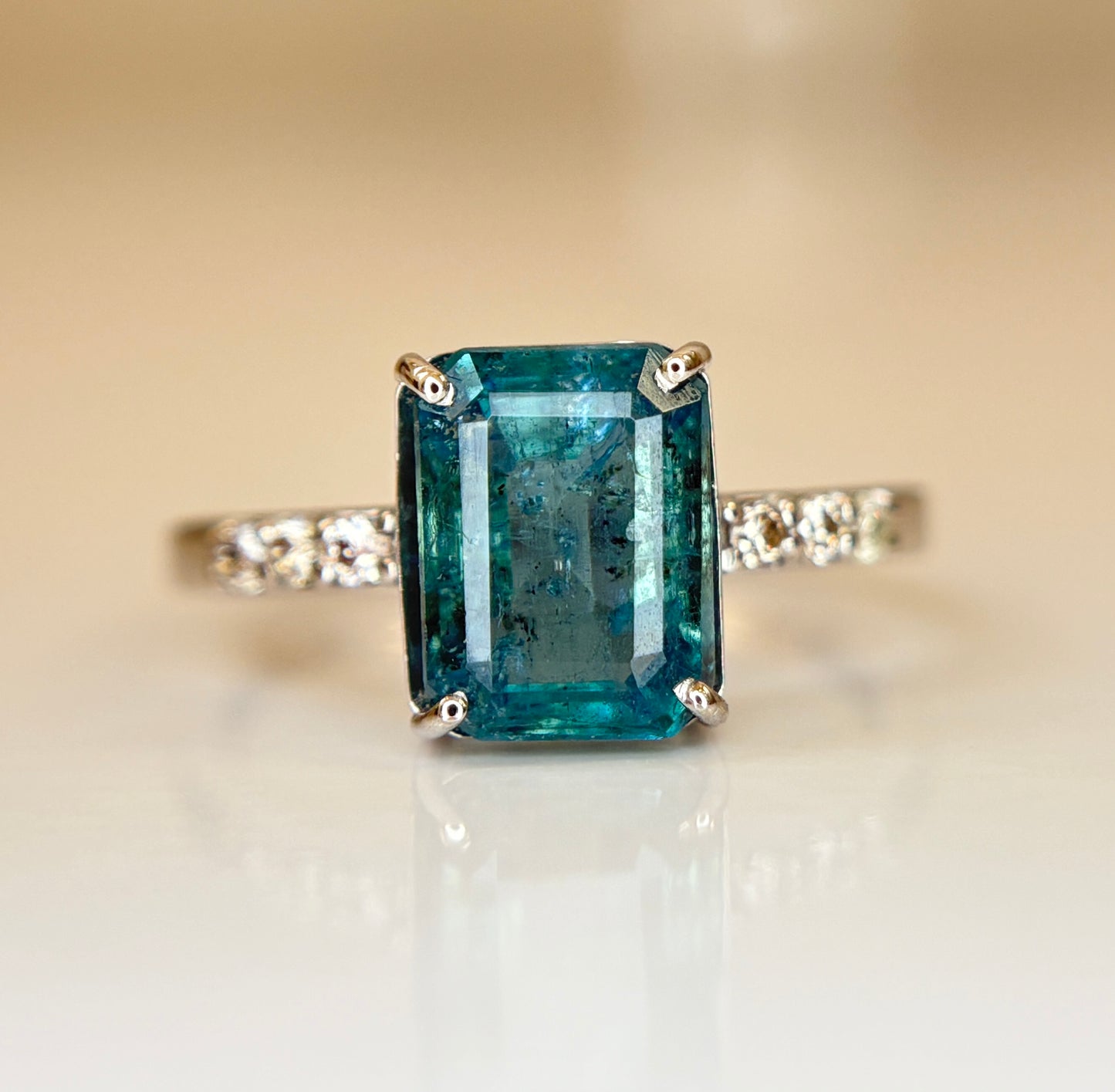 Beautiful 3.50 CT Natural Emerald Ring With Natural Diamonds & Platinum 950