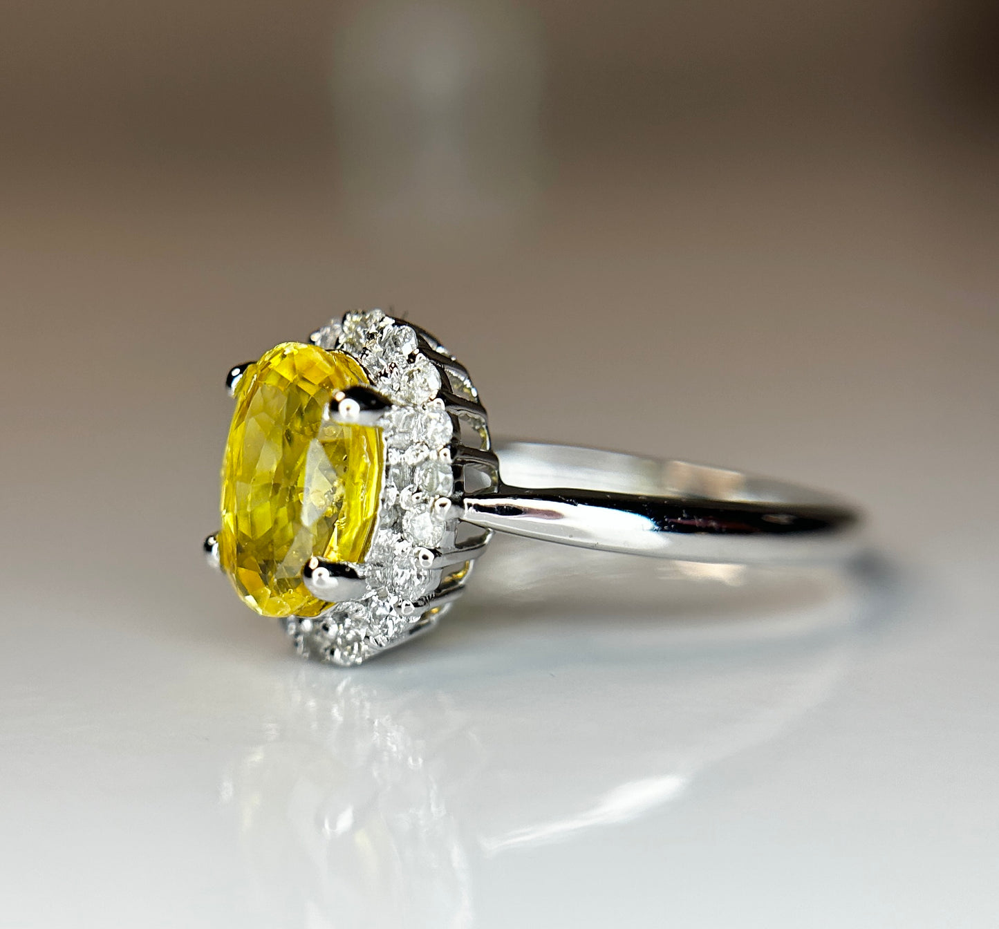 Beautiful 2.09 CT Unheated Yellow Sapphire With Natural Diamonds & 18k Gold