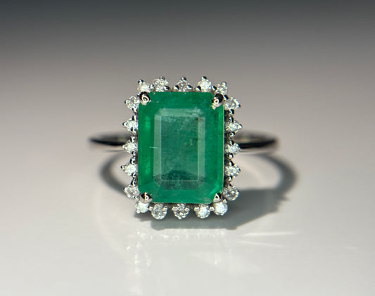 Beautiful 2.90 CT Natural Emerald Ring With Natural Diamonds & Platinum 950