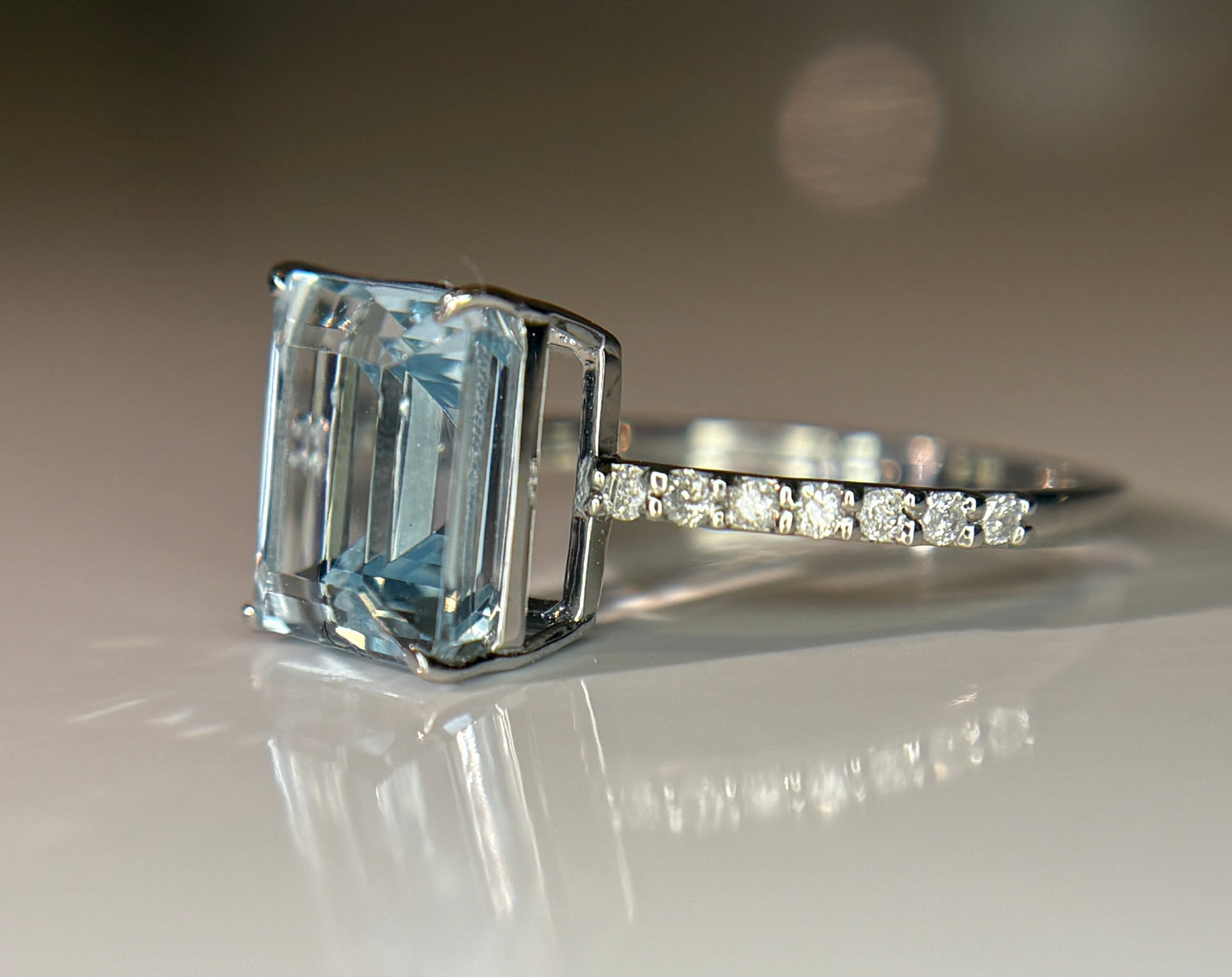 Beautiful 3.34 CT Natural Aquamarine Ring With Natural Diamonds & 950 Platinum