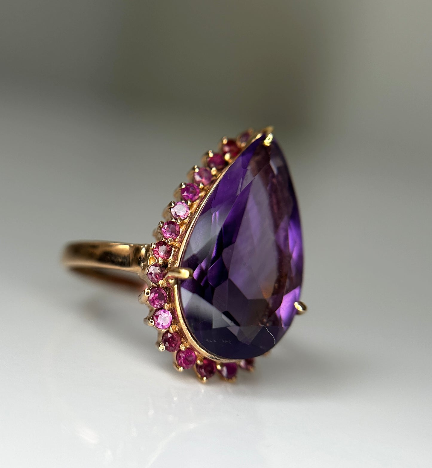 Beautiful Natural Amethyst 4.55Ct With Natural Burma Ruby & 18k Gold