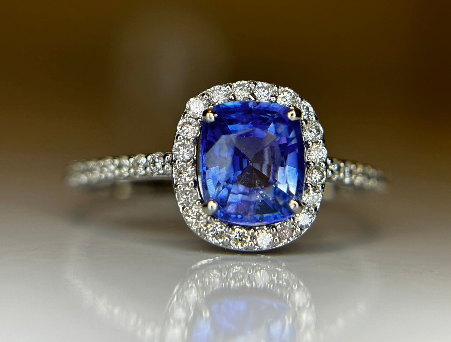 Beautiful 1.38 CT Natural Ceylon Blue Sapphire Diamonds & 950 Platinum