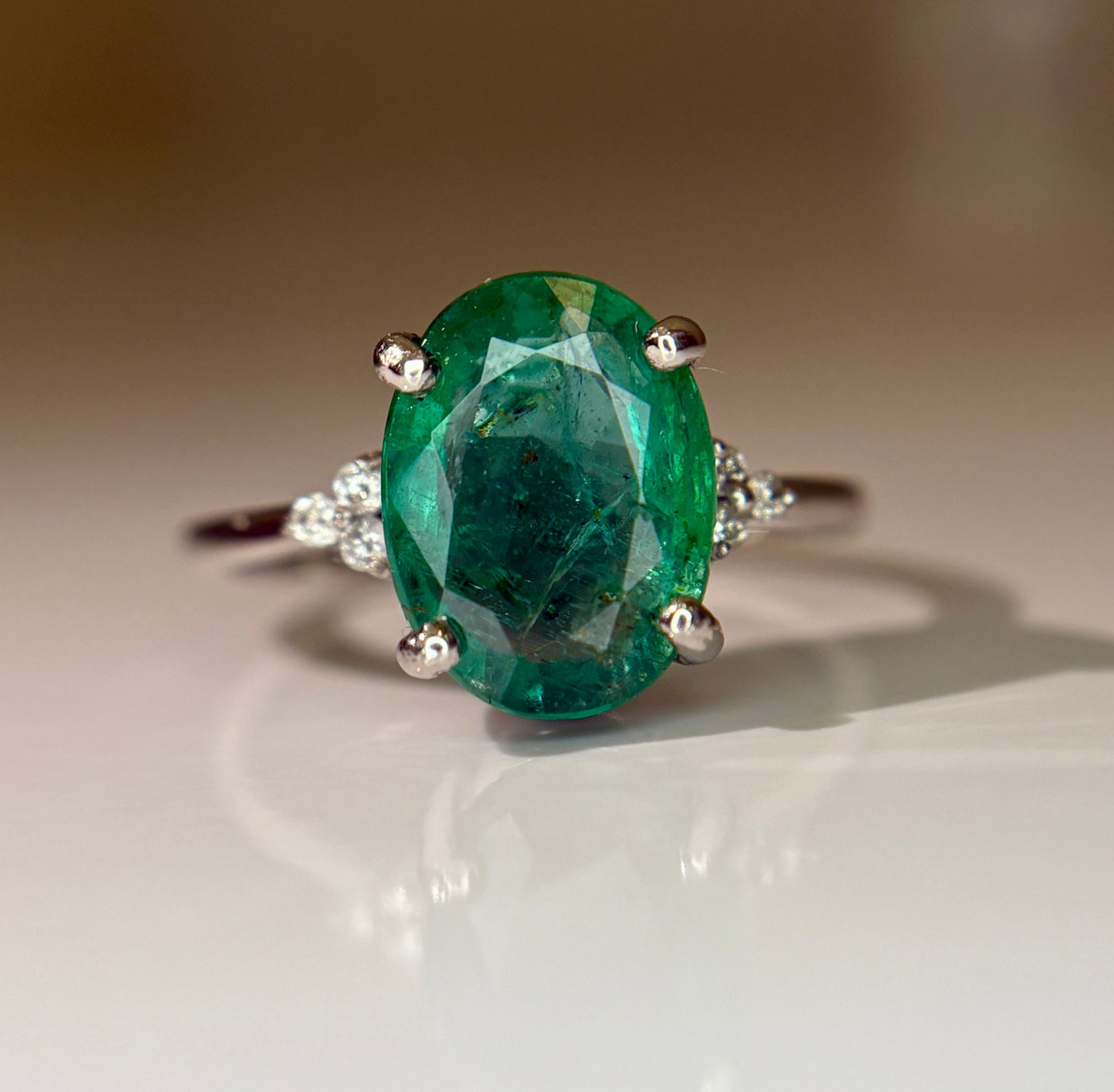 Beautiful 2.77 CT Natural Emerald Ring With Natural Diamonds & Platinum 950