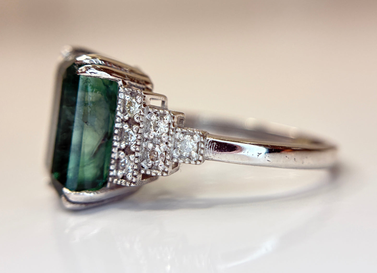 Beautiful 5.84 CT Natural Emerald With Natural Diamonds & 18k Gold