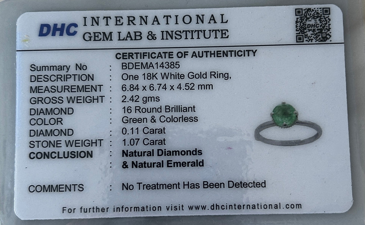 Beautiful 1.07ct Natural Emerald With Natural Diamonds & 18k Gold