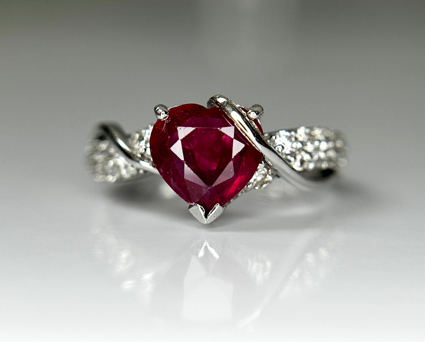 Beautiful Natural Heart Shape Burmese Ruby Ring 1.58 Ct With Diamonds & 18k Gold