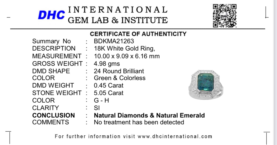 Beautiful 5.05 CT Natural Emerald With Natural Diamonds & 18k Gold