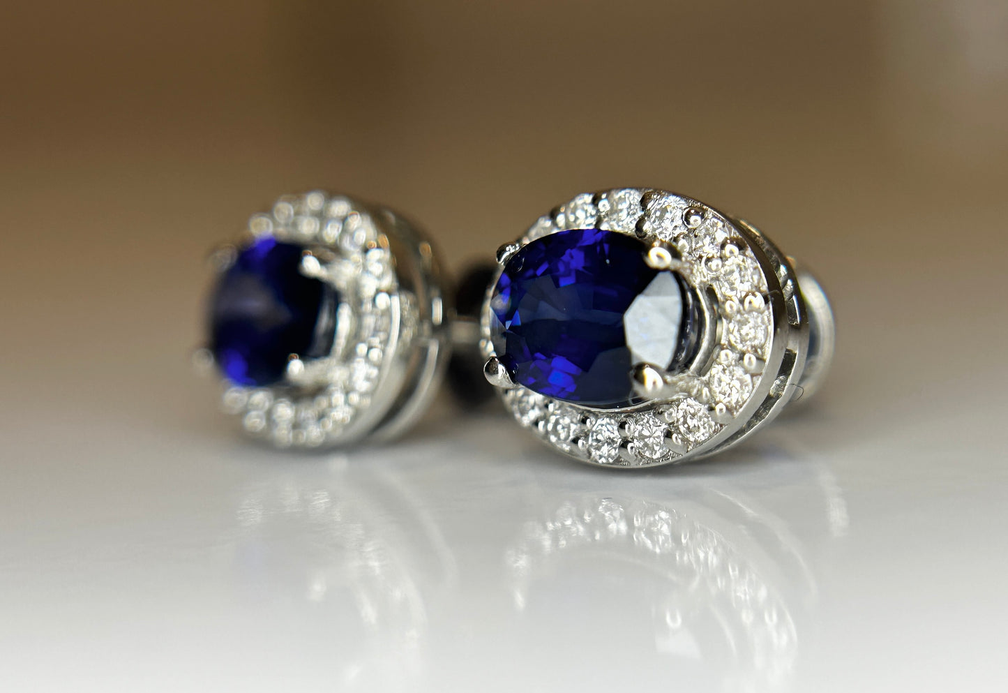 Beautiful 1.85ct Natural Unheated Blue Sapphire Earrings With Diamonds & 950 Platinum