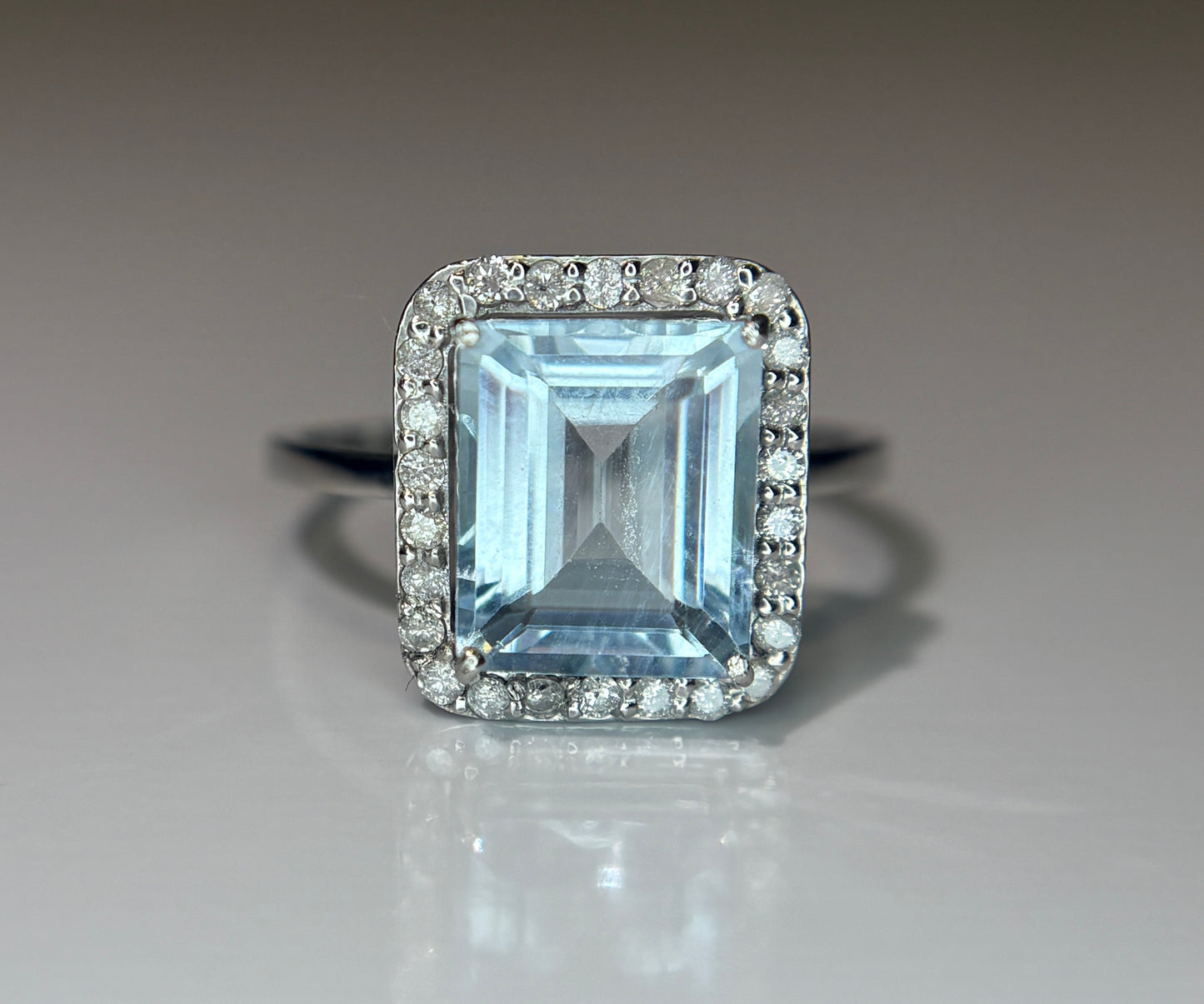Beautiful 2.71 CT Natural Aquamarine Ring With Natural Diamonds & 950 Platinum