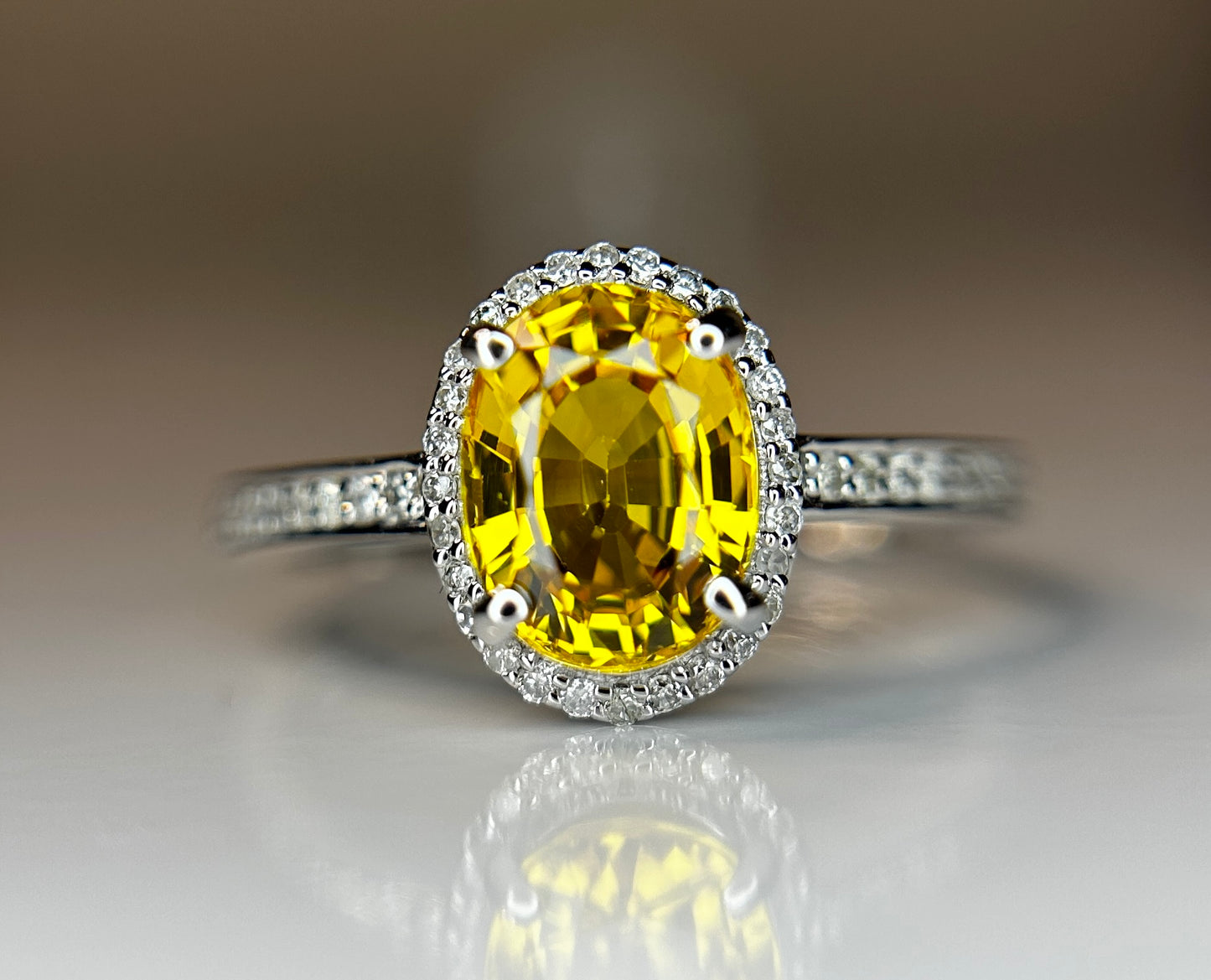 Beautiful 1.93 CT Unheated Bangkok Yellow Sapphire With Natural Diamonds & 18k Gold