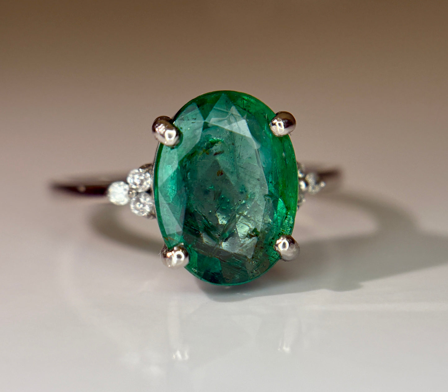 Beautiful 2.77 CT Natural Emerald Ring With Natural Diamonds & Platinum 950