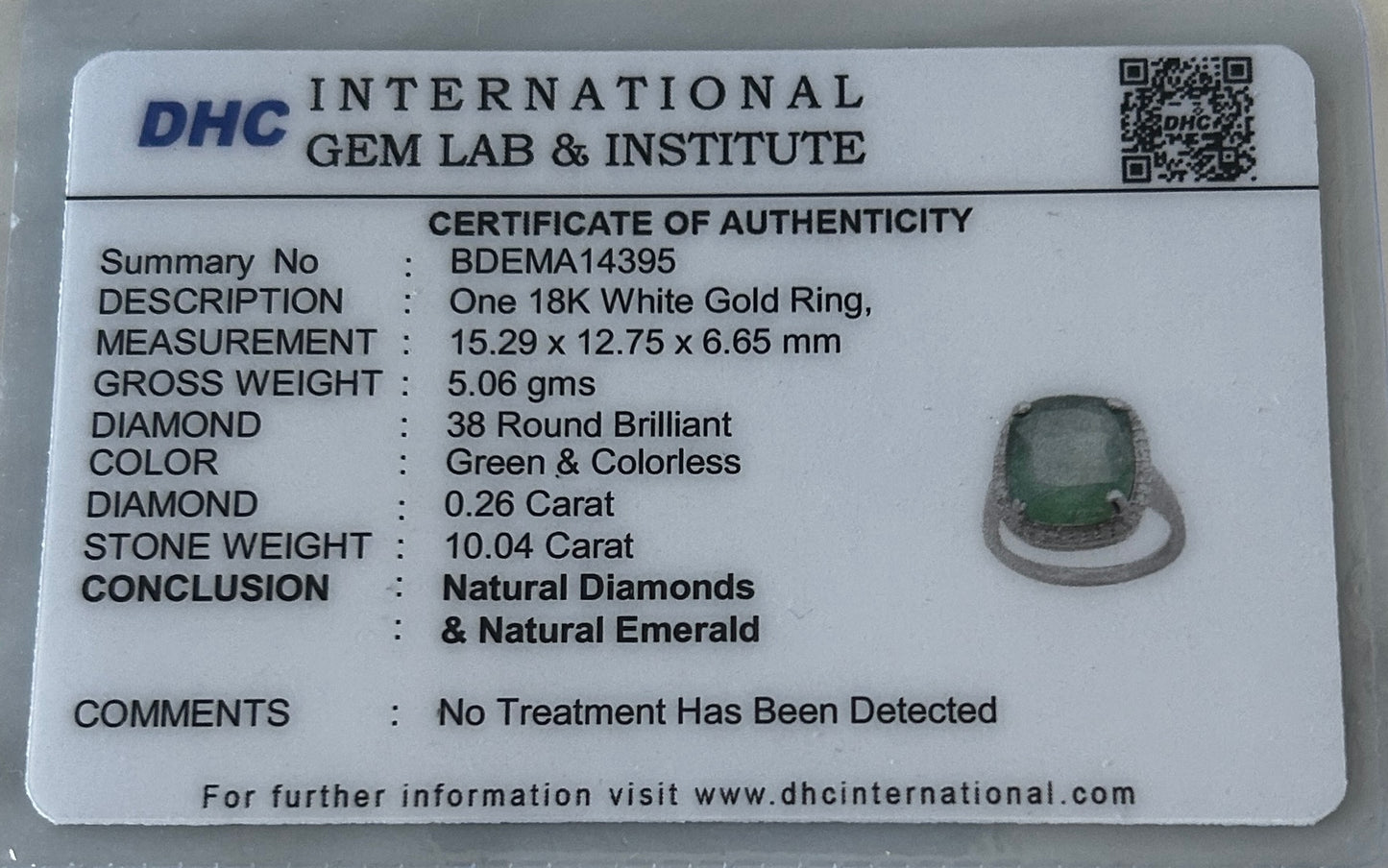 Beautiful 10.04 ct Natural Emerald With Natural Diamonds & 18k Gold