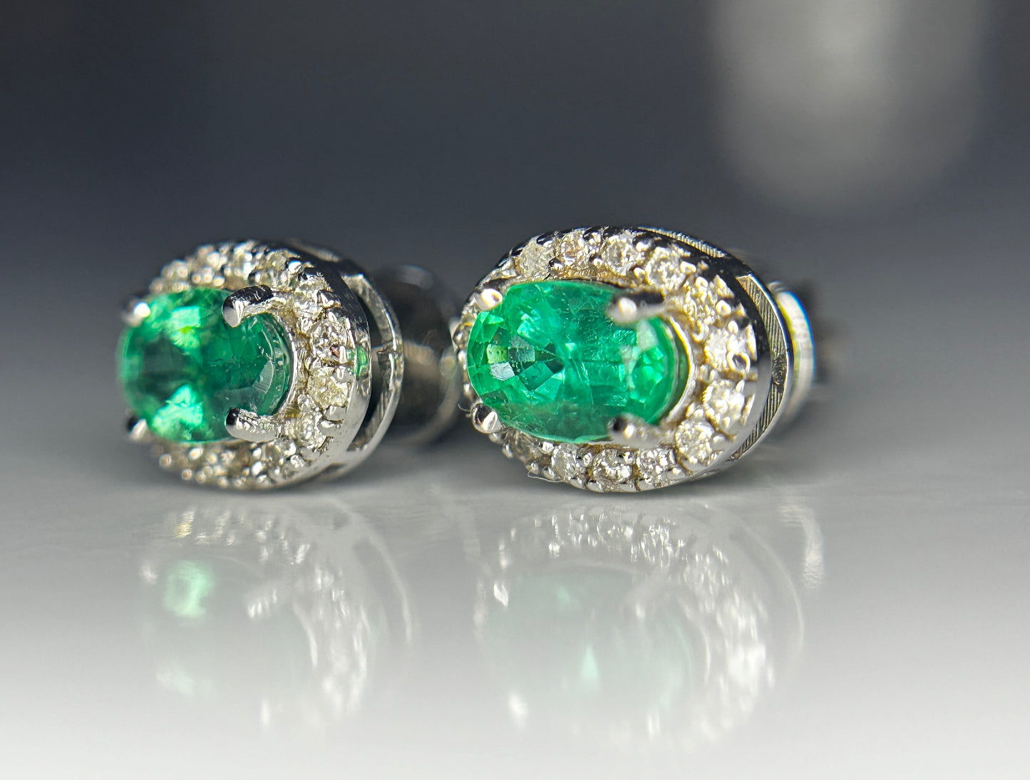 Beautiful Natural Emerald Halo Set Stud Earrings 18k White Gold