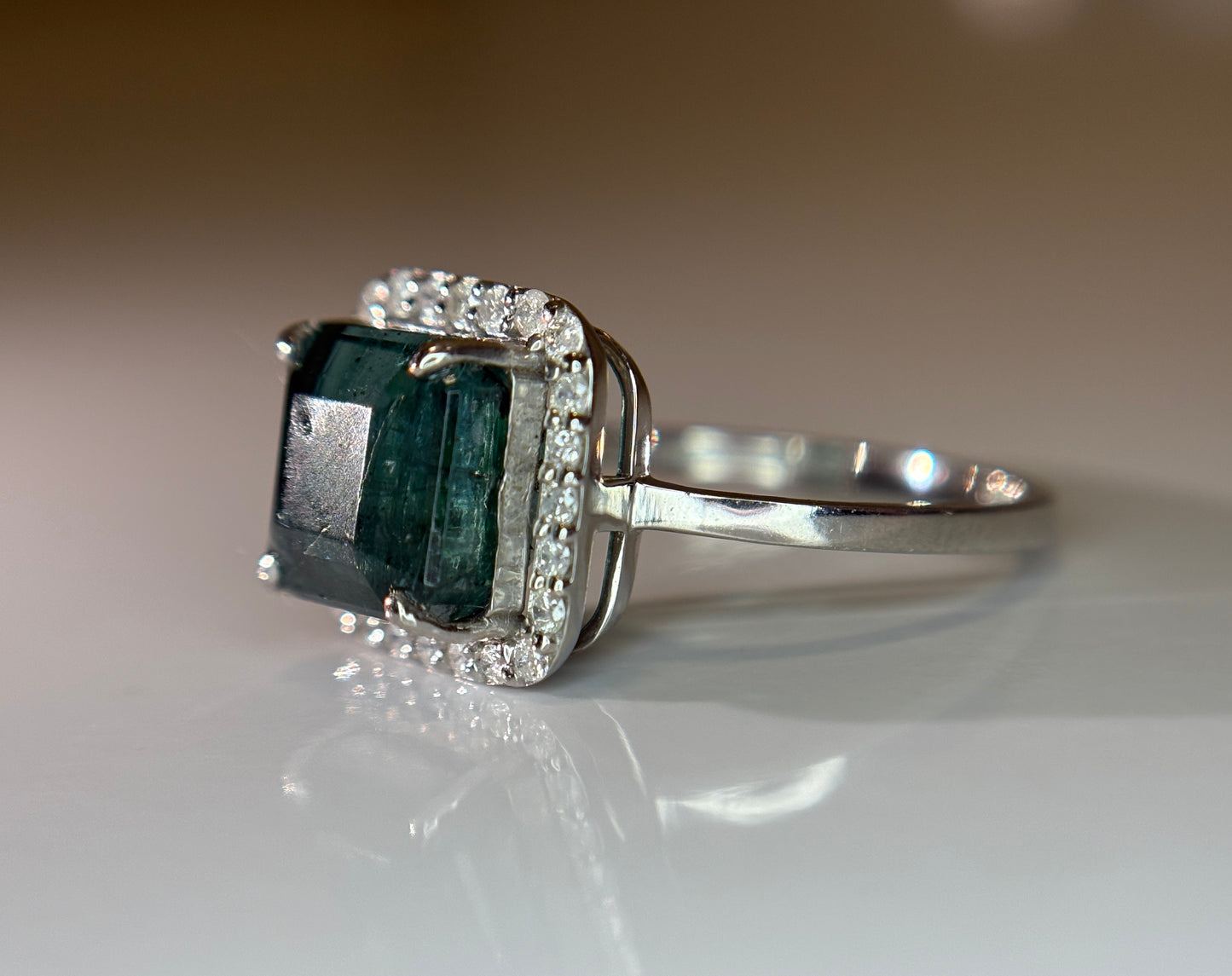 Beautiful 3.88 CT Natural Emerald Ring With Natural Diamonds & Platinum 950