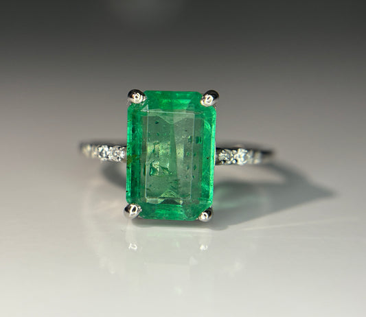 Beautiful 3.00 CT Natural Emerald Ring With Natural Diamonds & Platinum 950