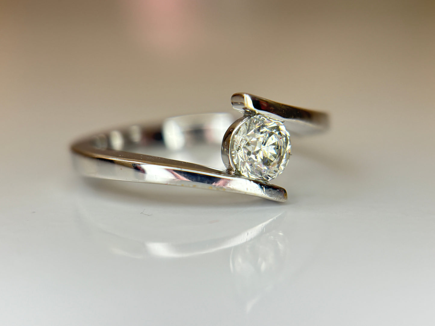 Beautiful Natural 0.45 CT S1 Diamond Ring With 18k Gold