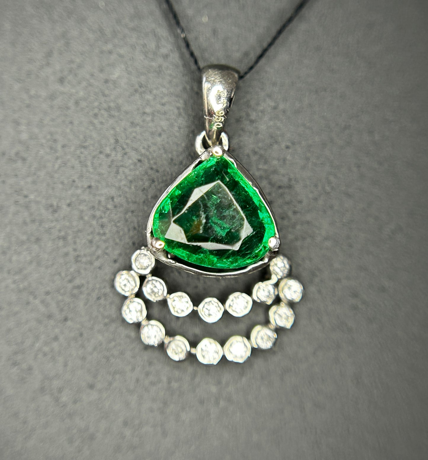 Beautiful 1.37ct Natural Emerald Pendant With Diamonds & 950 Platinum