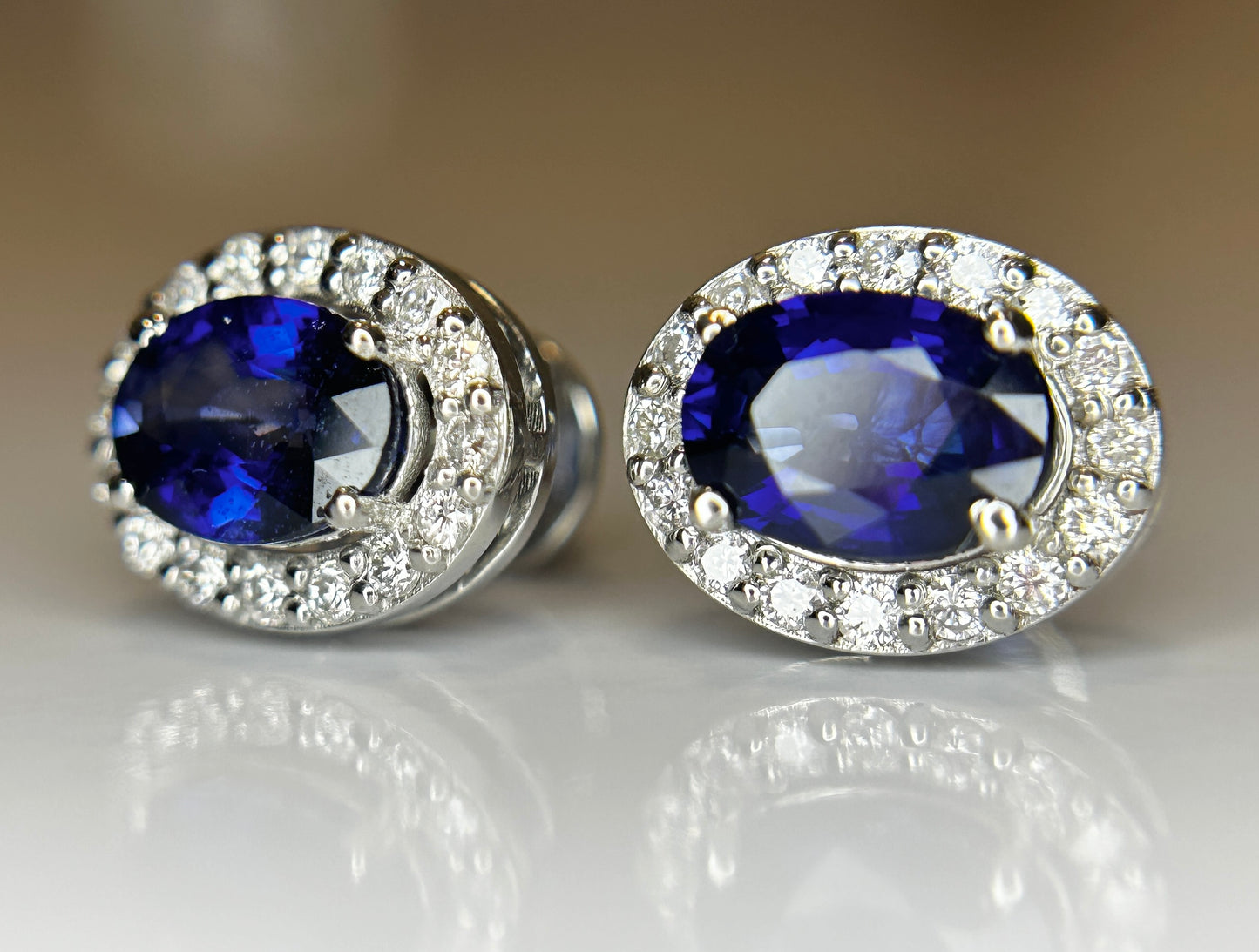 Beautiful 1.85ct Natural Unheated Blue Sapphire Earrings With Diamonds & 950 Platinum