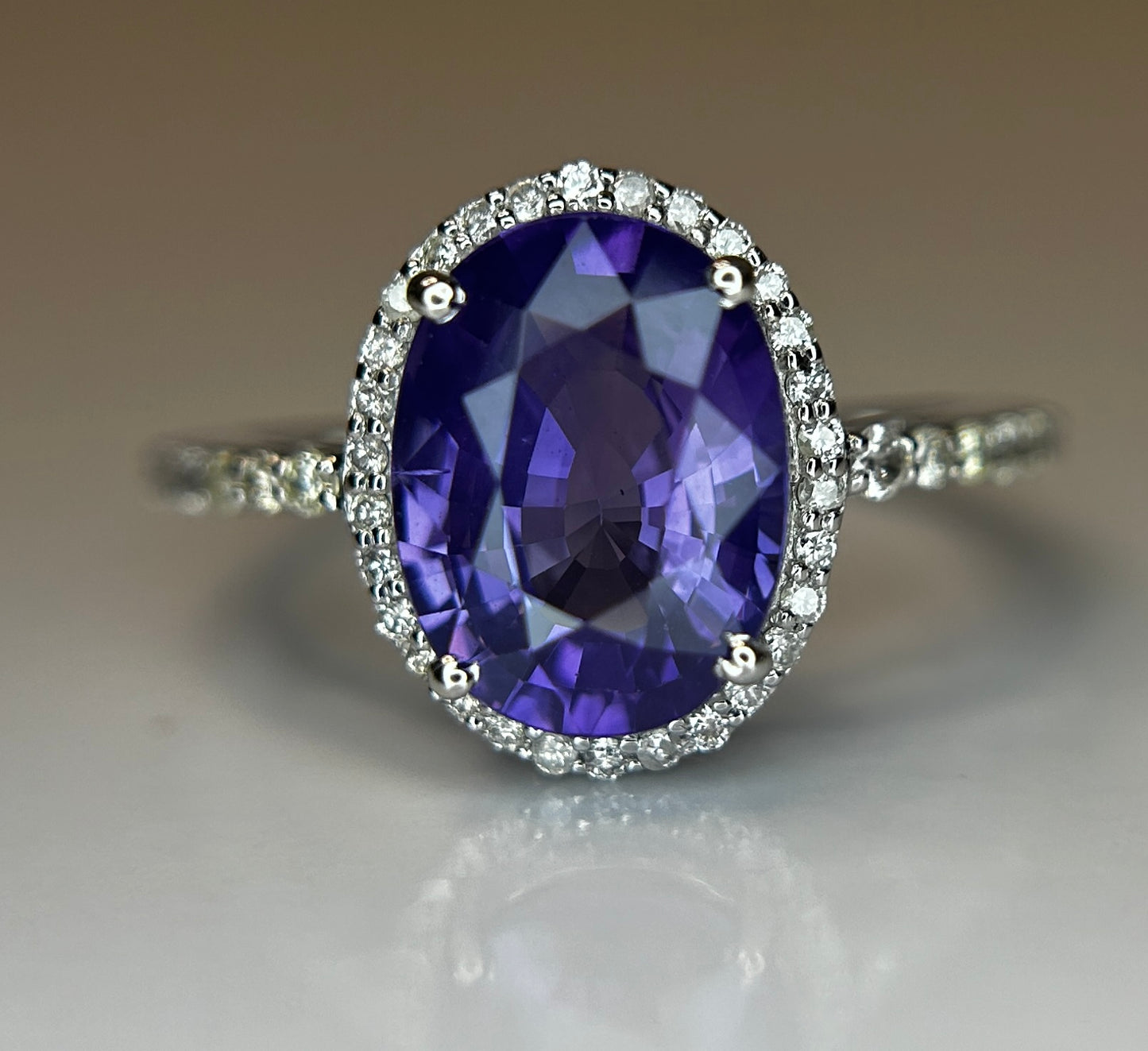 Beautiful 3.06 CT Natural Ceylon Purple Sapphire Diamonds & 18k Gold