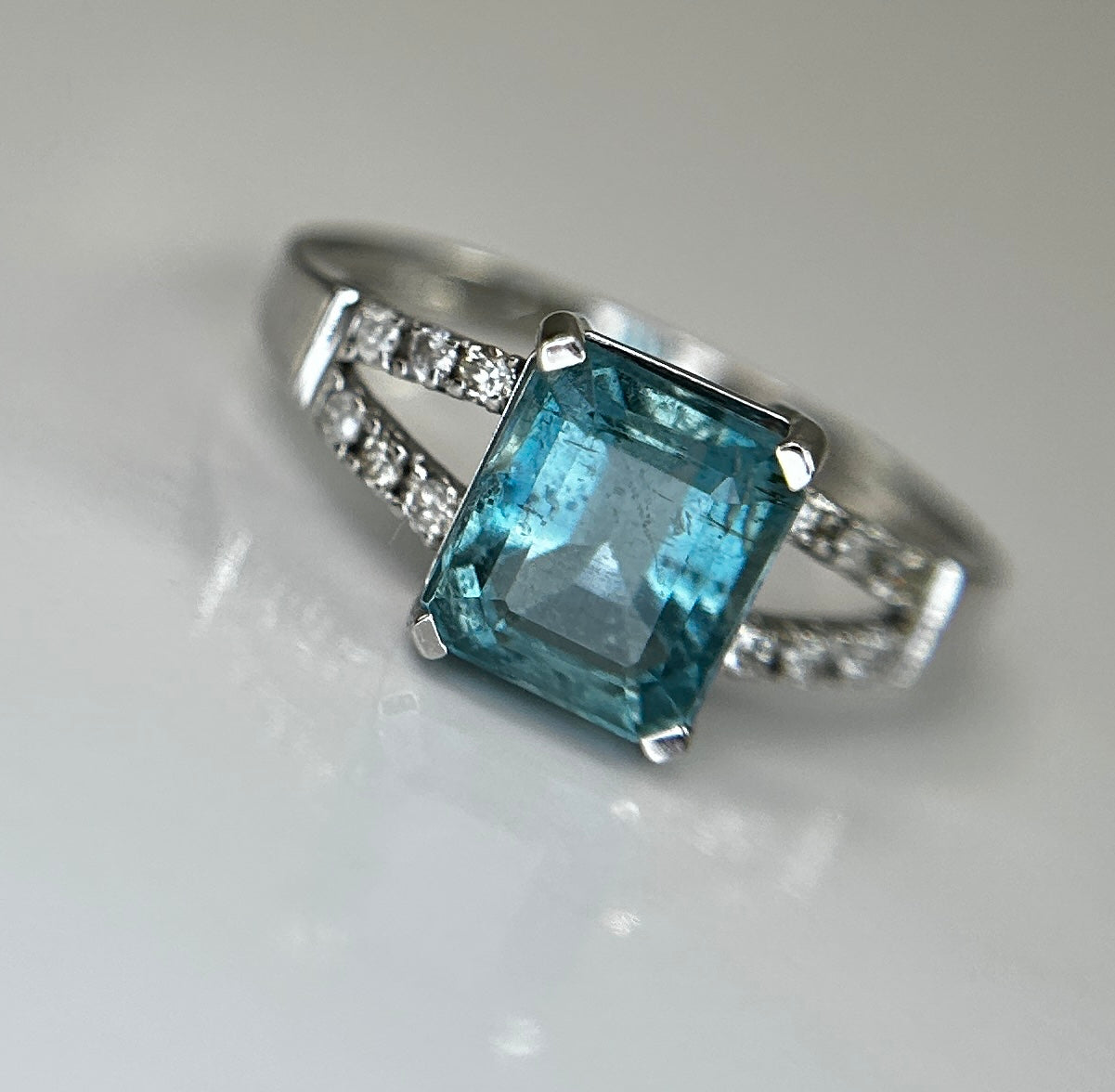 Beautiful Natural Rare Blue Emerald 2.39 CT With Natural Diamonds & 18k Gold