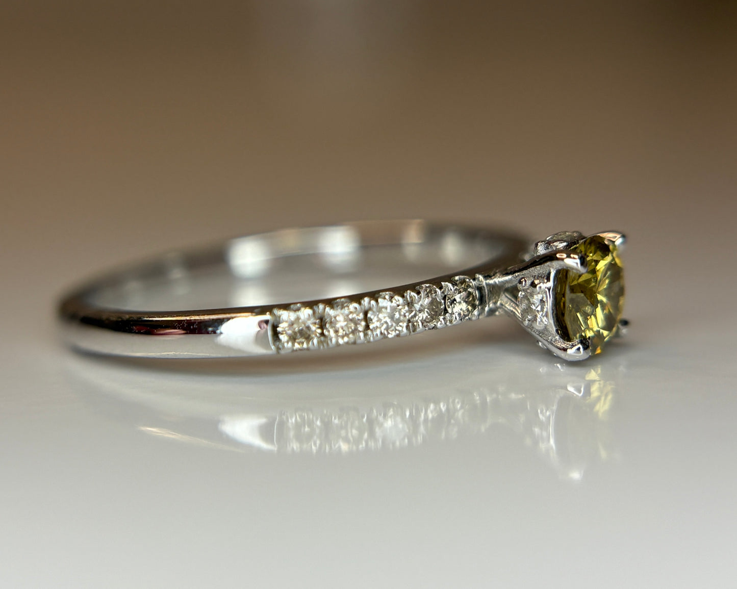 Beautiful 0.26 Ct Natural Champagne Solitaire Diamond & 18k Gold