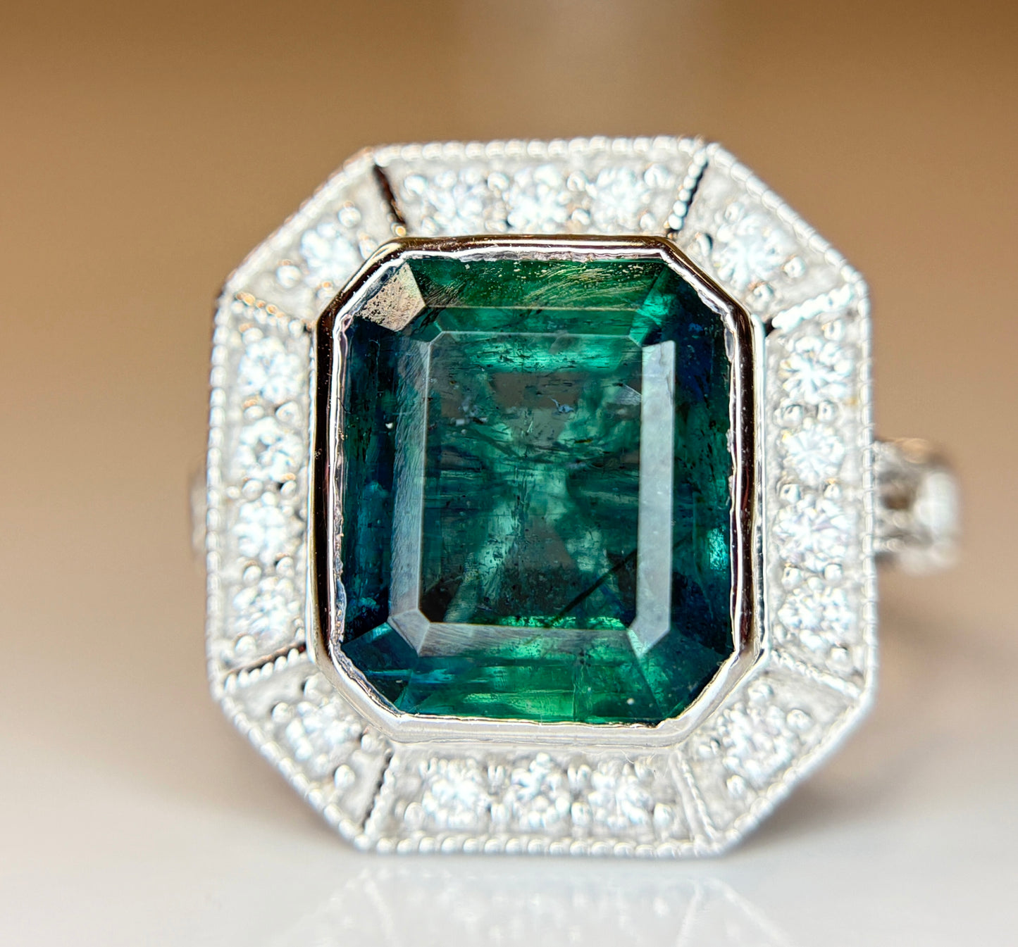 Beautiful 5.05 CT Natural Emerald With Natural Diamonds & 18k Gold