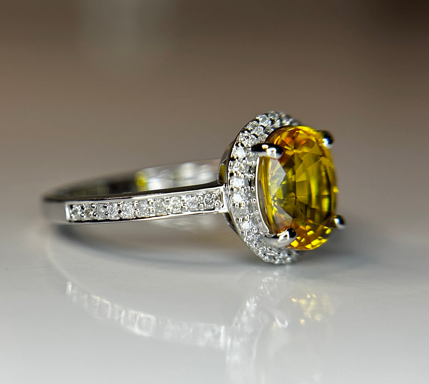 Beautiful 1.93 CT Unheated Bangkok Yellow Sapphire With Natural Diamonds & 18k Gold