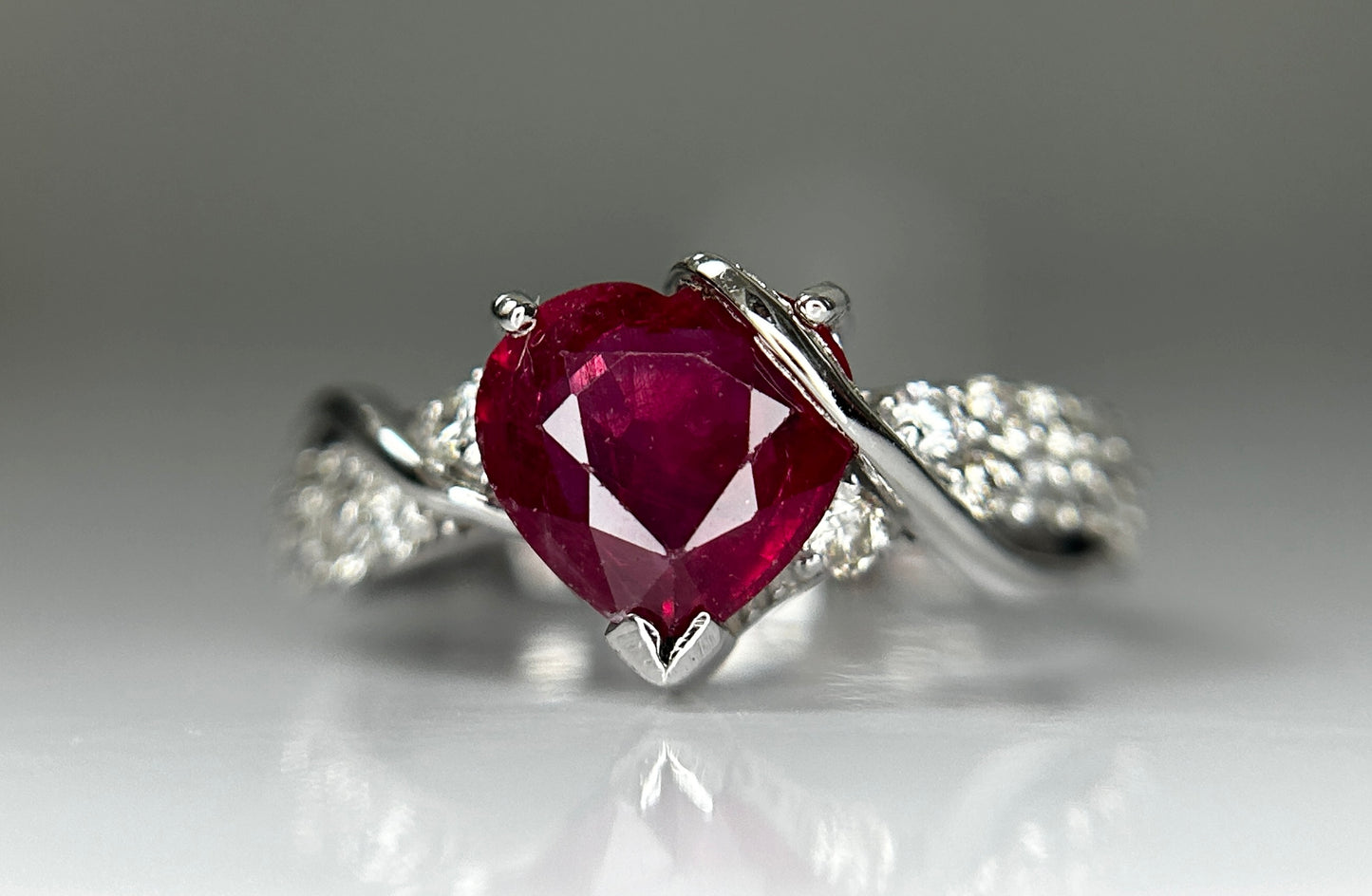 Beautiful Natural Heart Shape Burmese Ruby Ring 1.58 Ct With Diamonds & 18k Gold