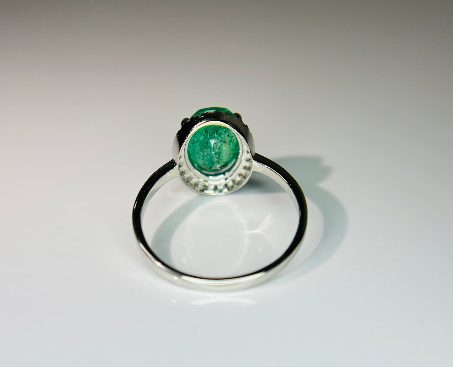 Beautiful 2.70 CT Natural Emerald Ring With Natural Diamonds & Platinum 950
