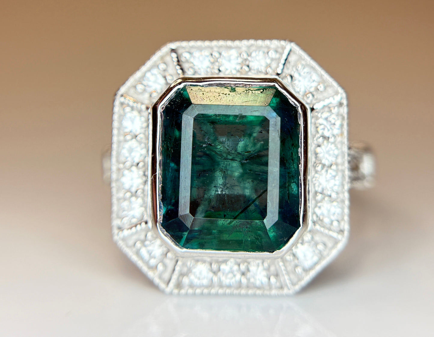 Beautiful 5.05 CT Natural Emerald With Natural Diamonds & 18k Gold