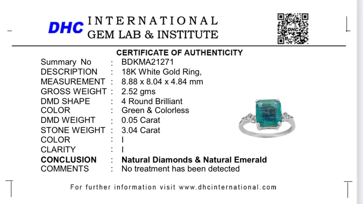 Beautiful 3.04 CT Natural Emerald With Natural Diamonds & 18k Gold