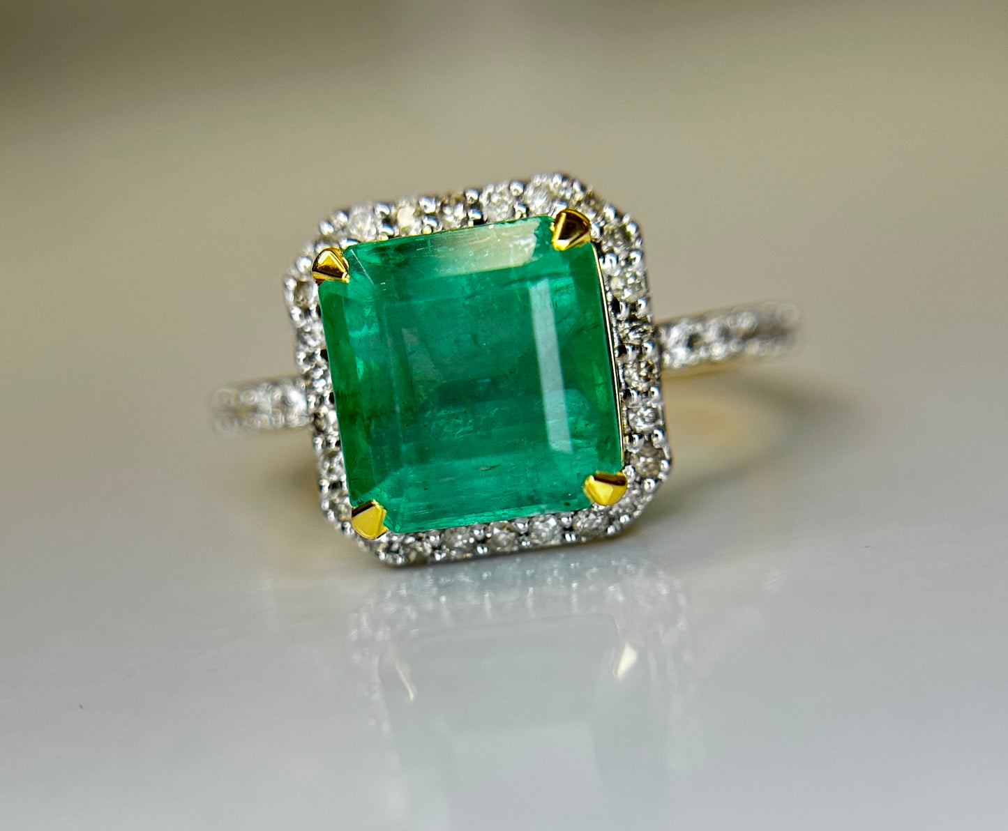 Beautiful Natural Columbian Emerald 3.74 CT With Natural Diamonds & 18k Gold