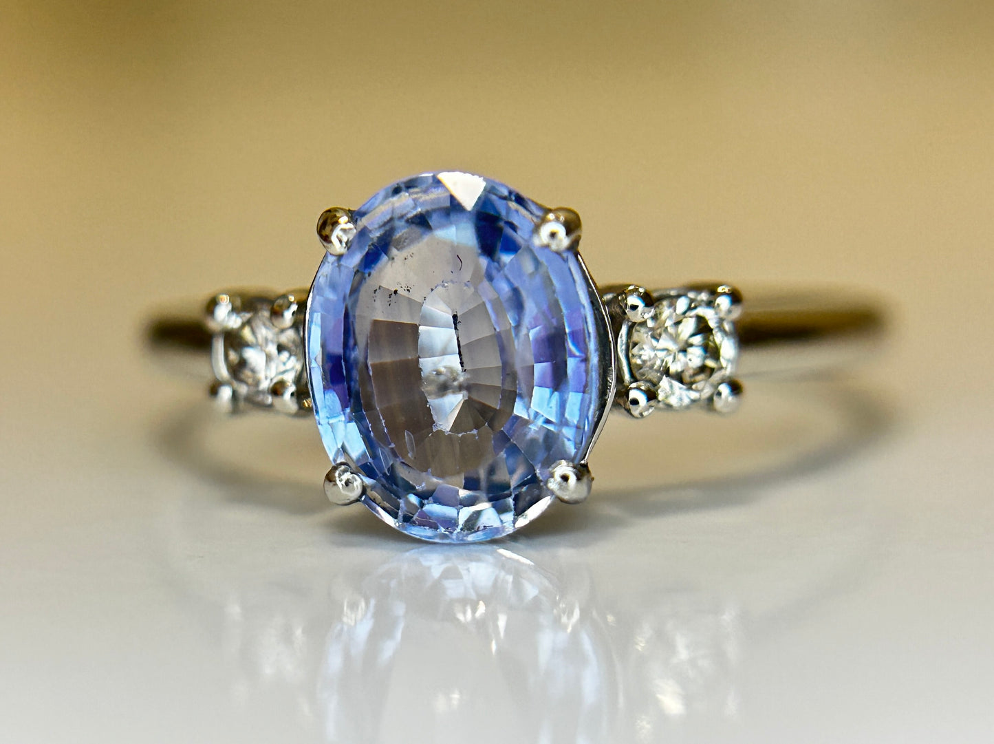 Beautiful 1.75 Ct Unheated Ceylon Cornflour Blue Sapphire Diamonds & 950 Platinum