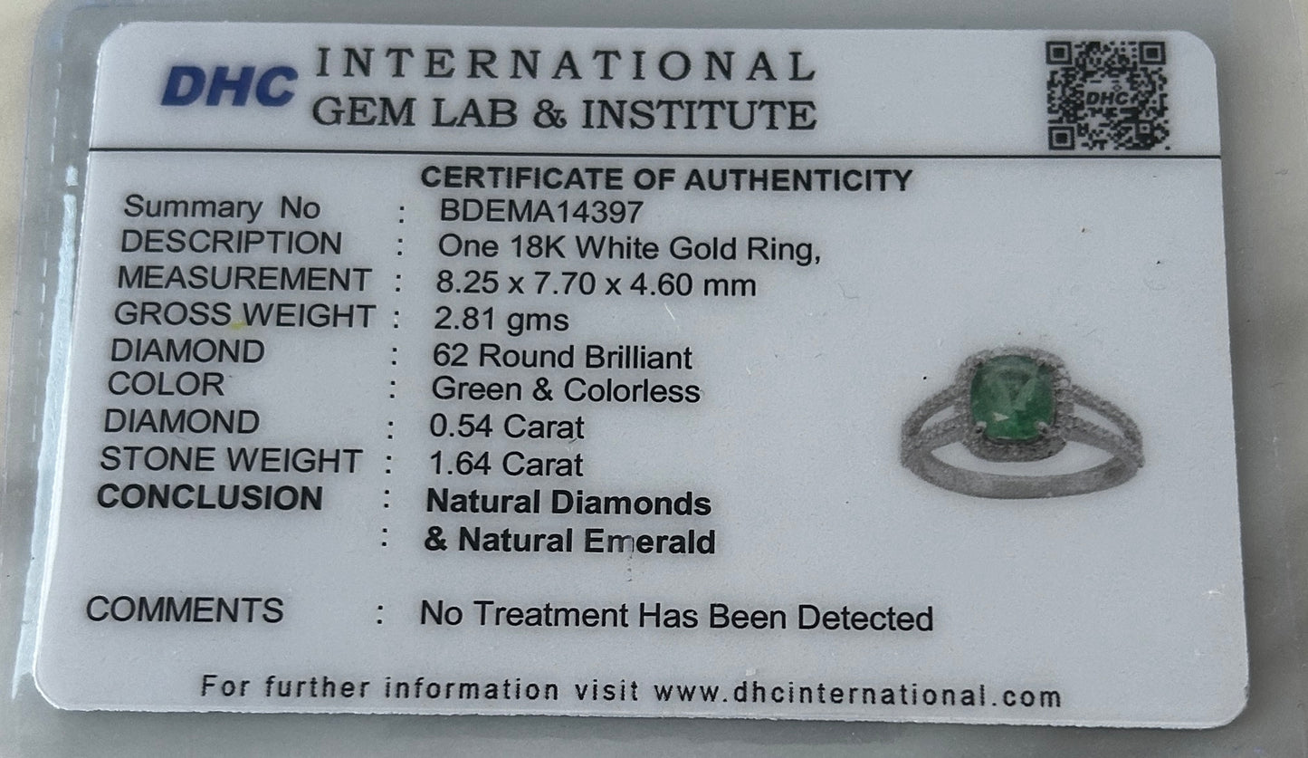 Beautiful 1.64 ct Natural Emerald With Natural Diamonds & 18k Gold