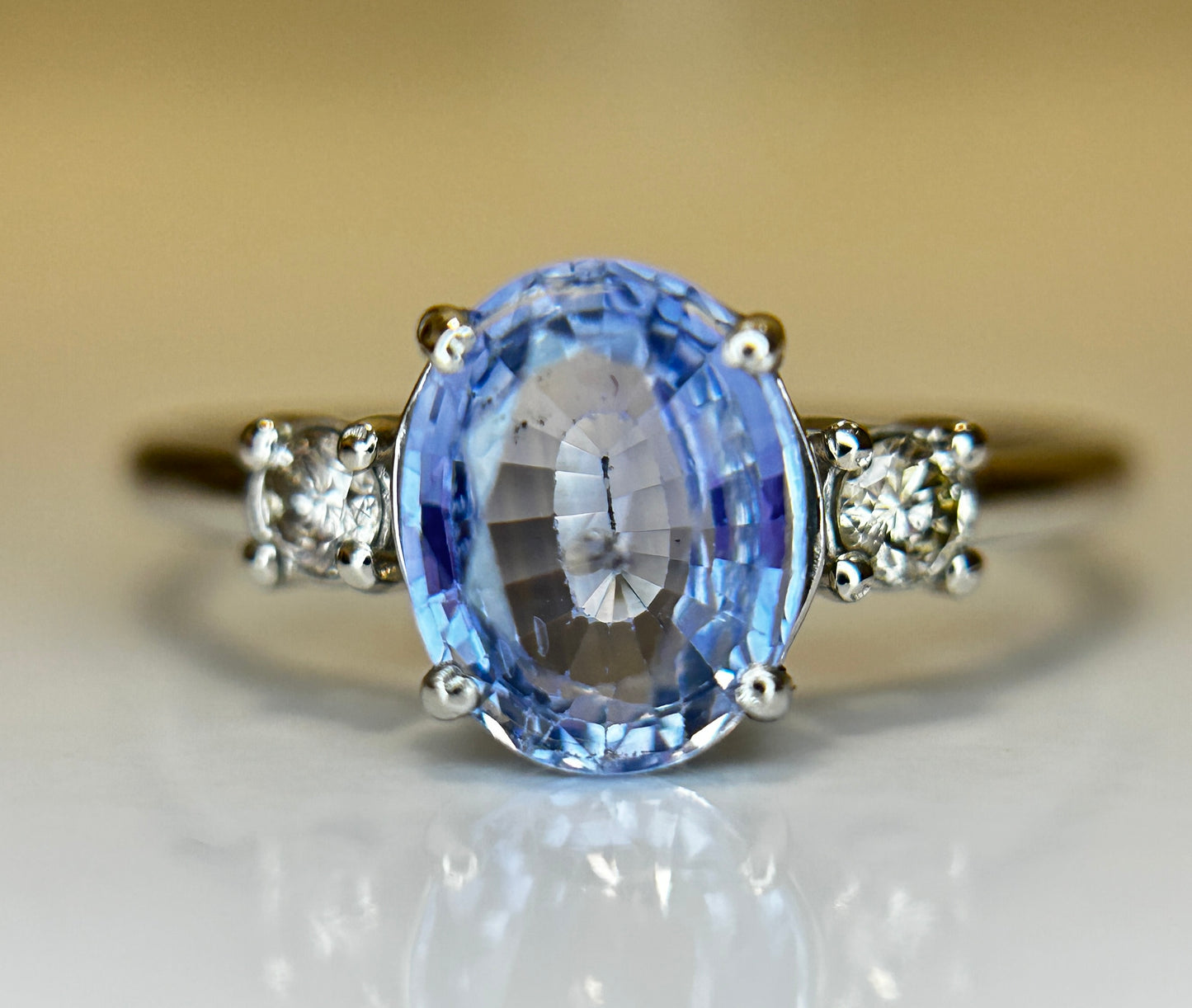 Beautiful 1.75 Ct Unheated Ceylon Cornflour Blue Sapphire Diamonds & 950 Platinum