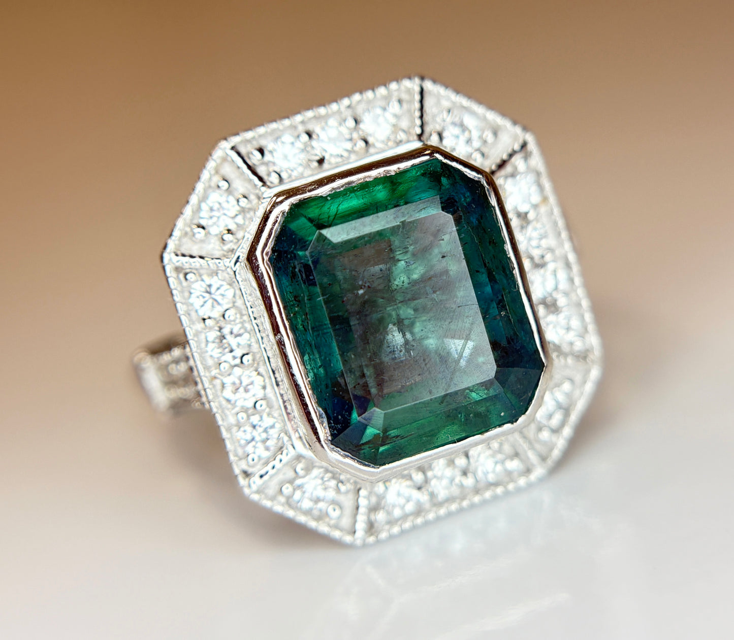 Beautiful 5.05 CT Natural Emerald With Natural Diamonds & 18k Gold