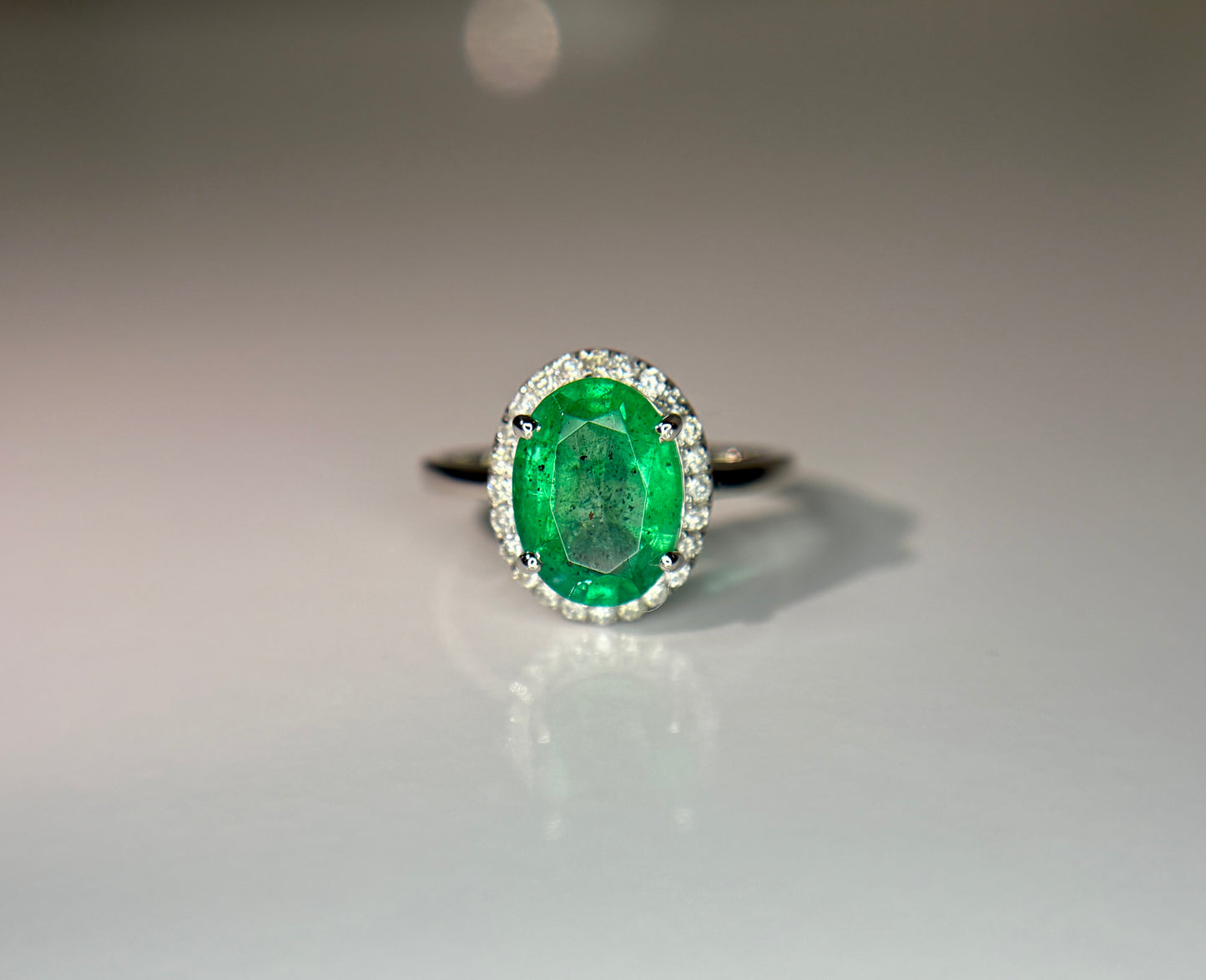 Beautiful 2.70 CT Natural Emerald Ring With Natural Diamonds & Platinum 950
