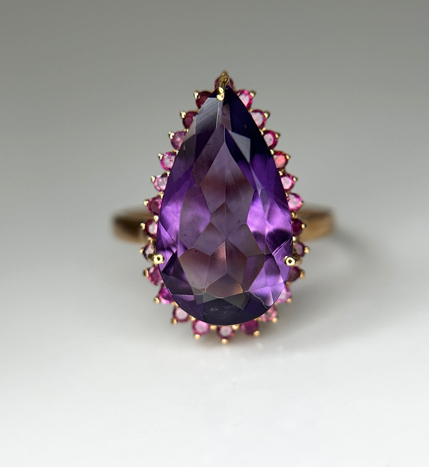 Beautiful Natural Amethyst 4.55Ct With Natural Burma Ruby & 18k Gold