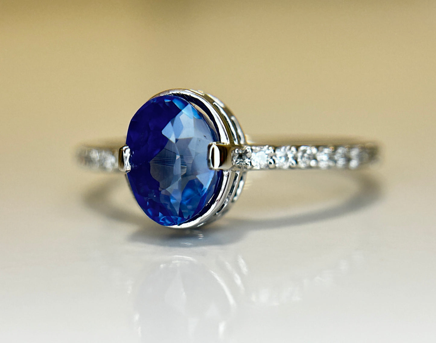 Beautiful 1.77CT Unheated Burma Blue Sapphire Diamonds & Platinum