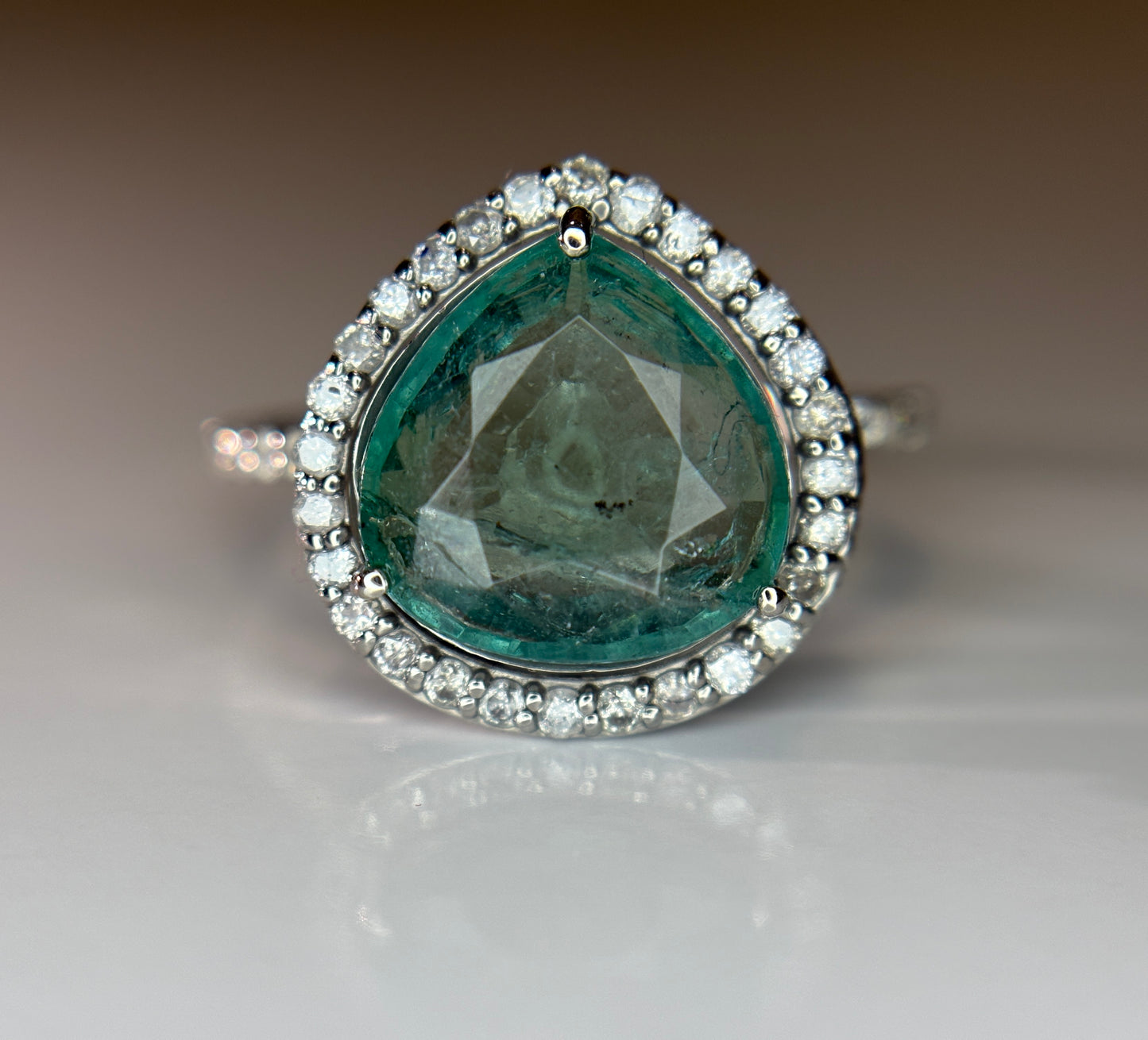 Beautiful 2.86 CT Natural Emerald Ring With Natural Diamonds & Platinum 950