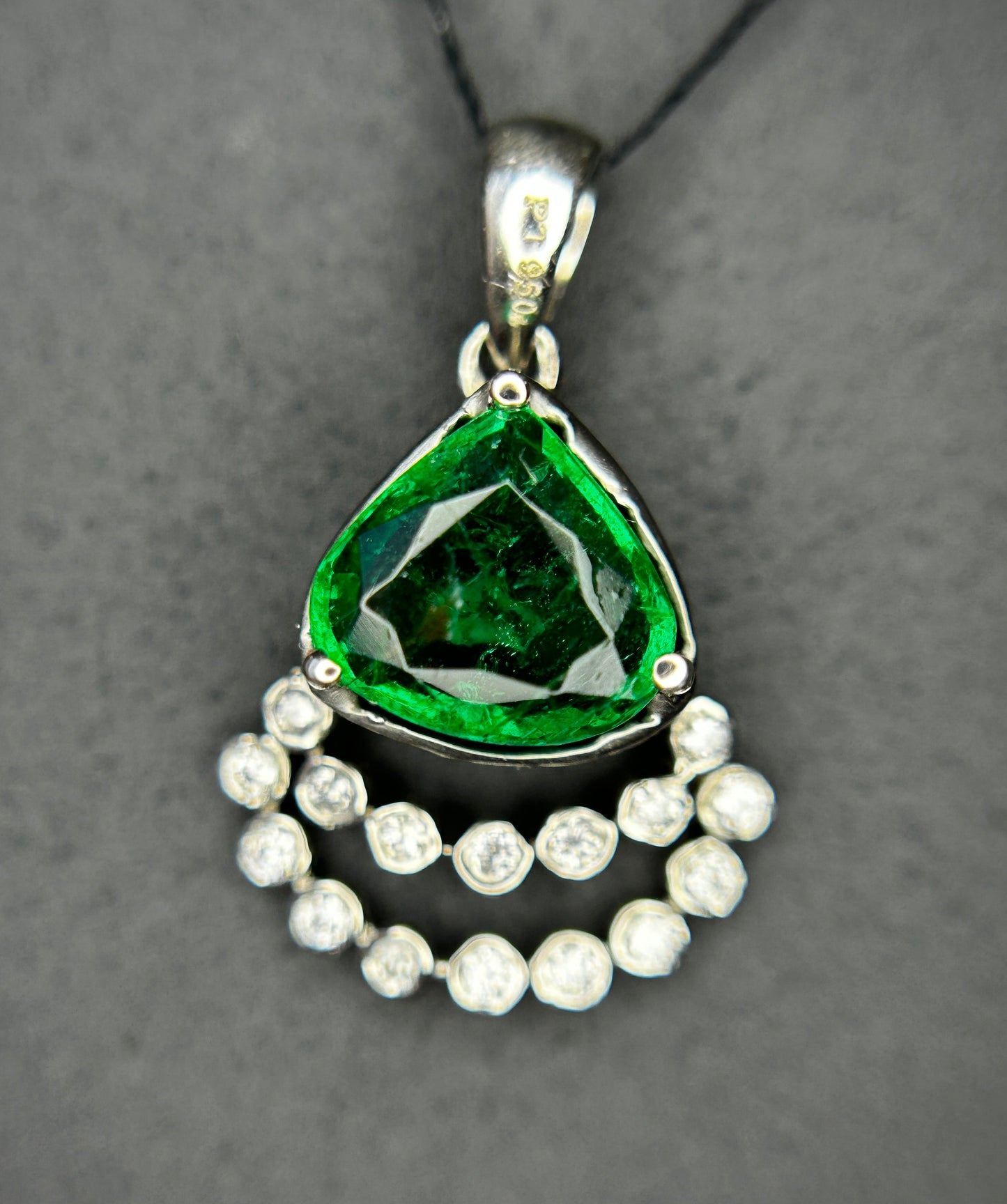 Beautiful 1.37ct Natural Emerald Pendant With Diamonds & 950 Platinum