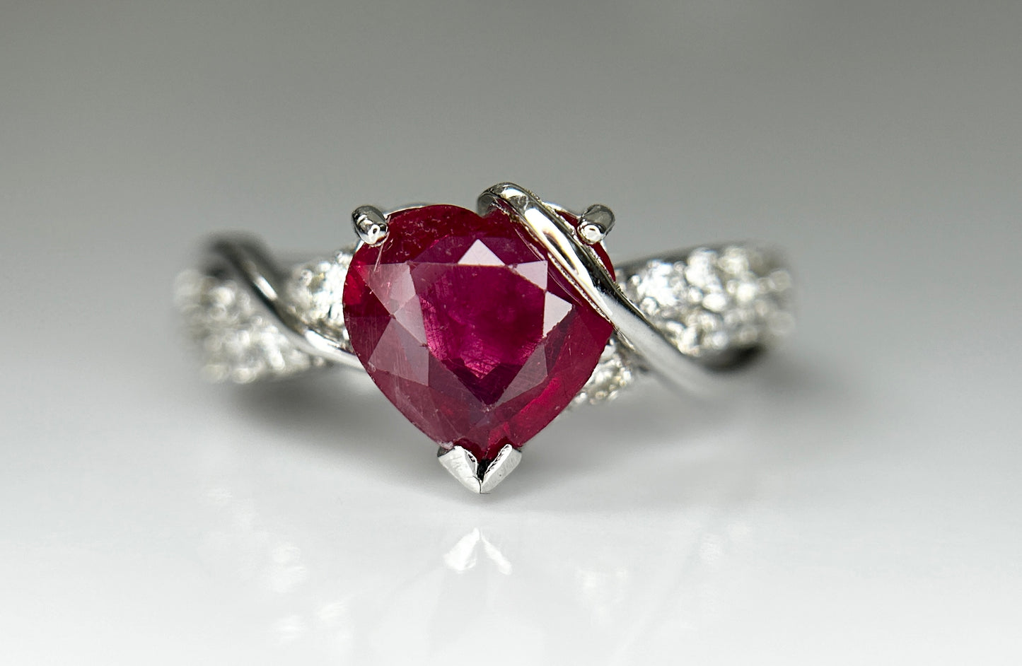 Beautiful Natural Heart Shape Burmese Ruby Ring 1.58 Ct With Diamonds & 18k Gold